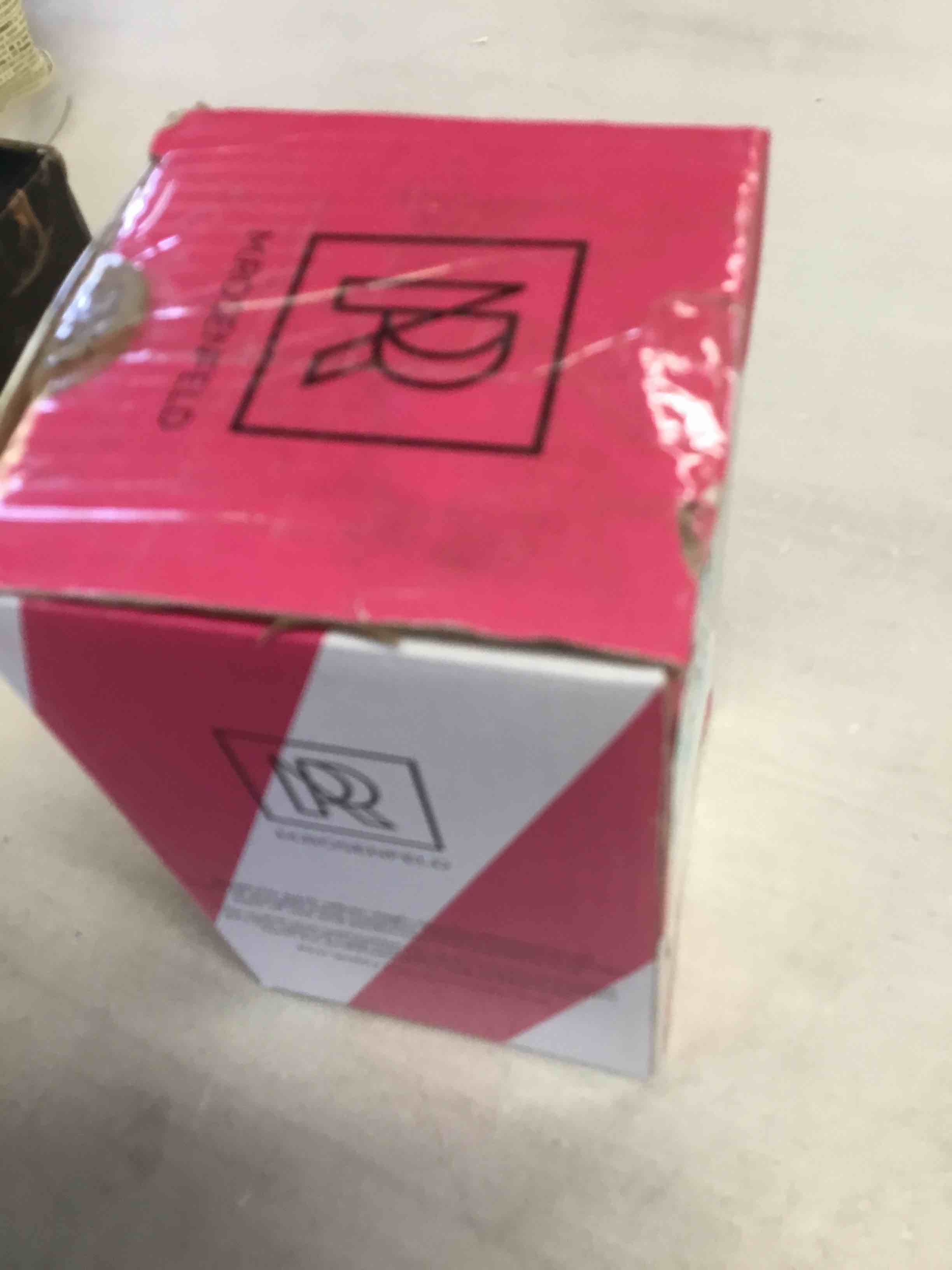 https://s3.amazonaws.com/lotting-images-prod/bidfta/TEA0166751_1725030821101.jpeg
