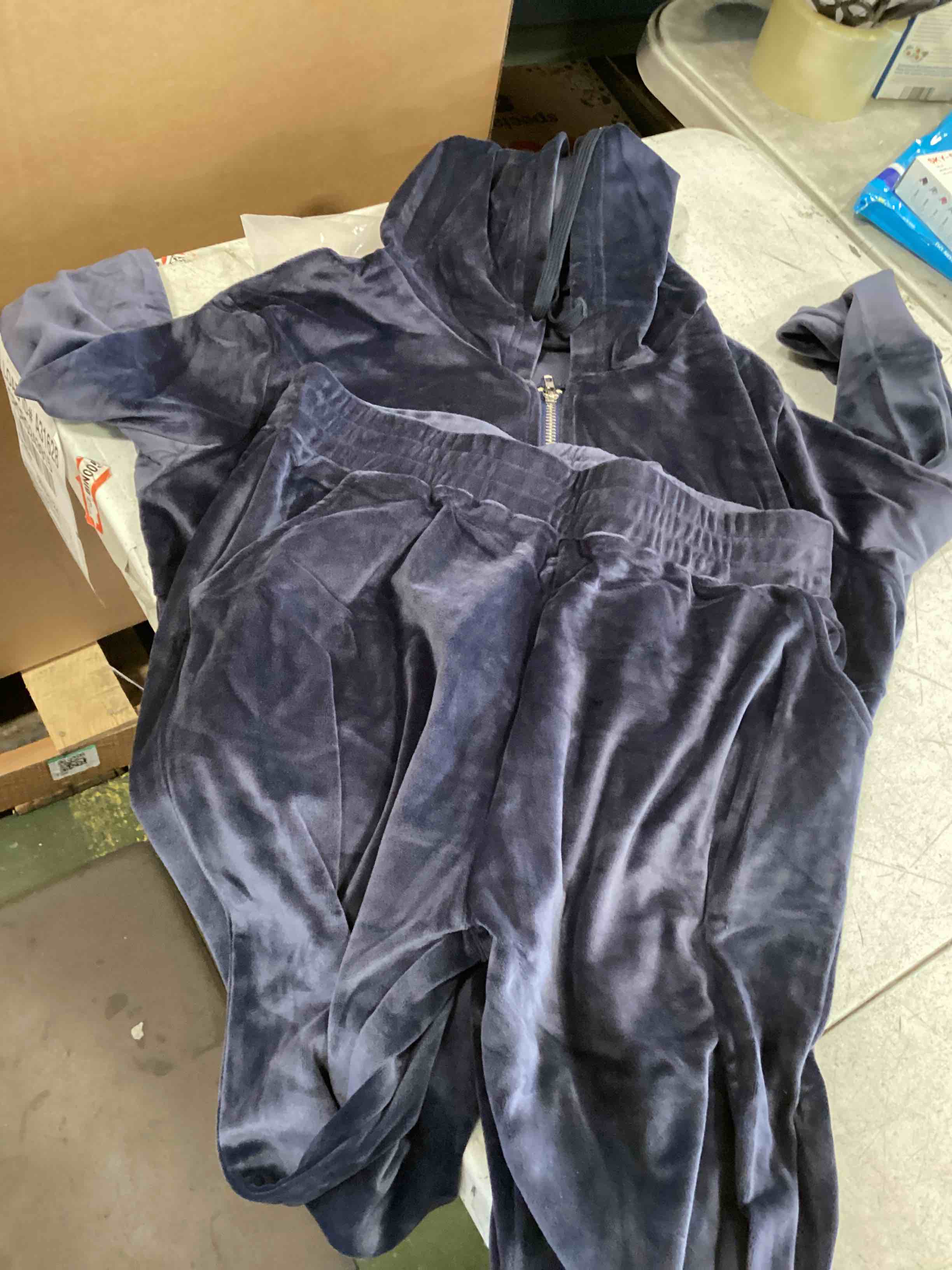 size L. Nimsruc Two Piece Velour Outfits For Women Matching Lounge Sets