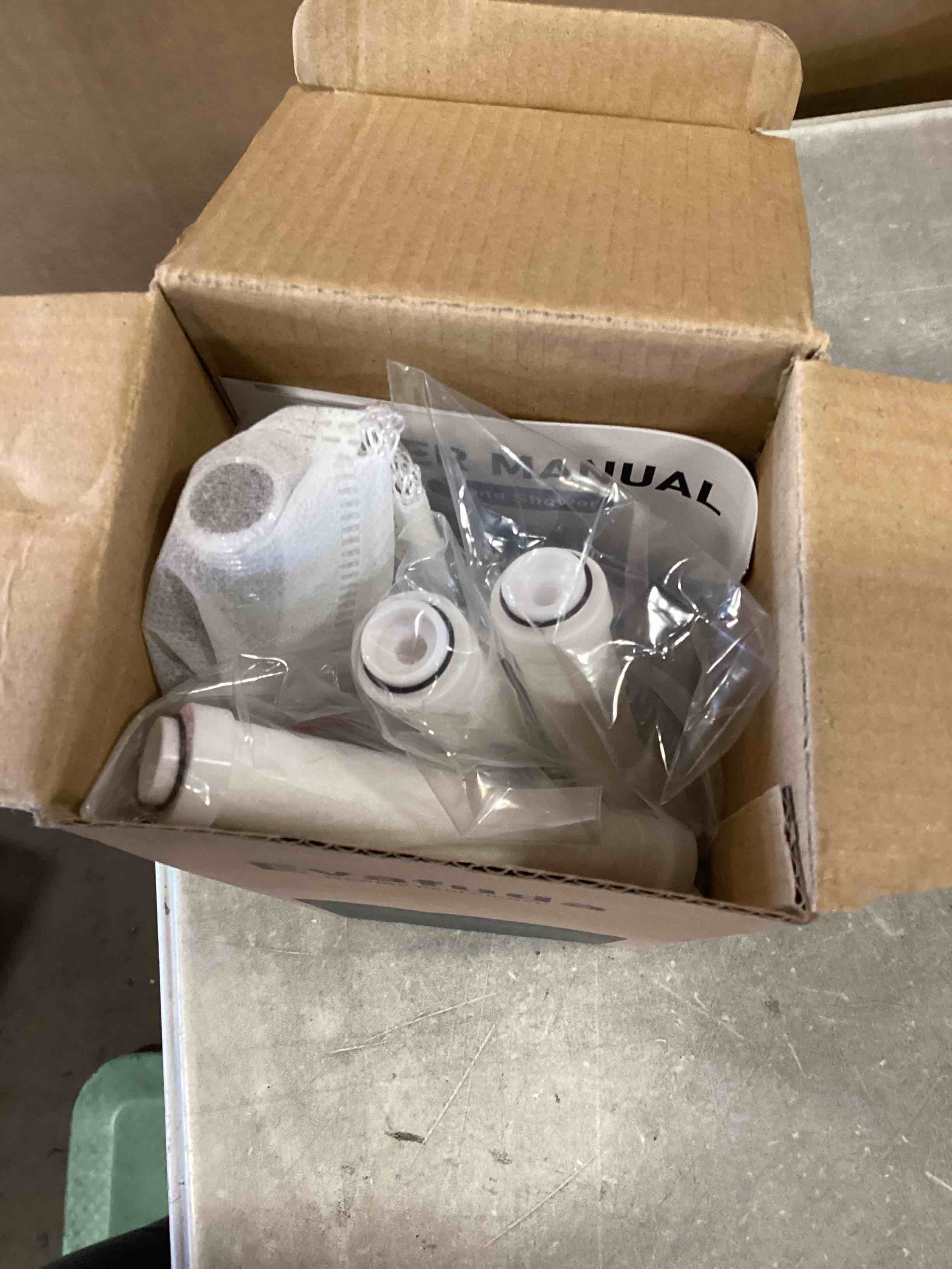 https://s3.amazonaws.com/lotting-images-prod/bidfta/TEA0169928_1725373288552.jpeg