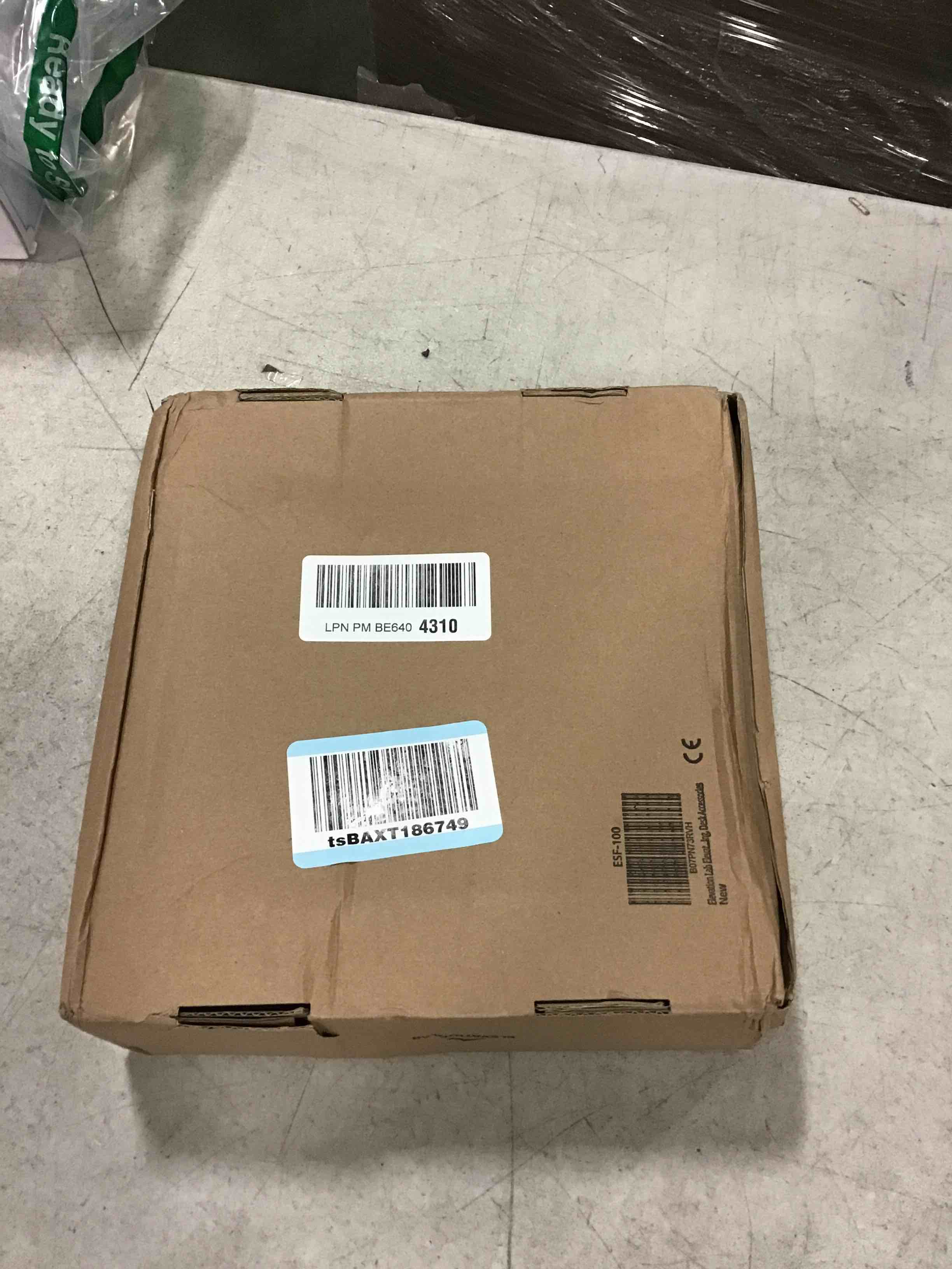 https://s3.amazonaws.com/lotting-images-prod/bidfta/TEA0170155_1726107094666.jpeg