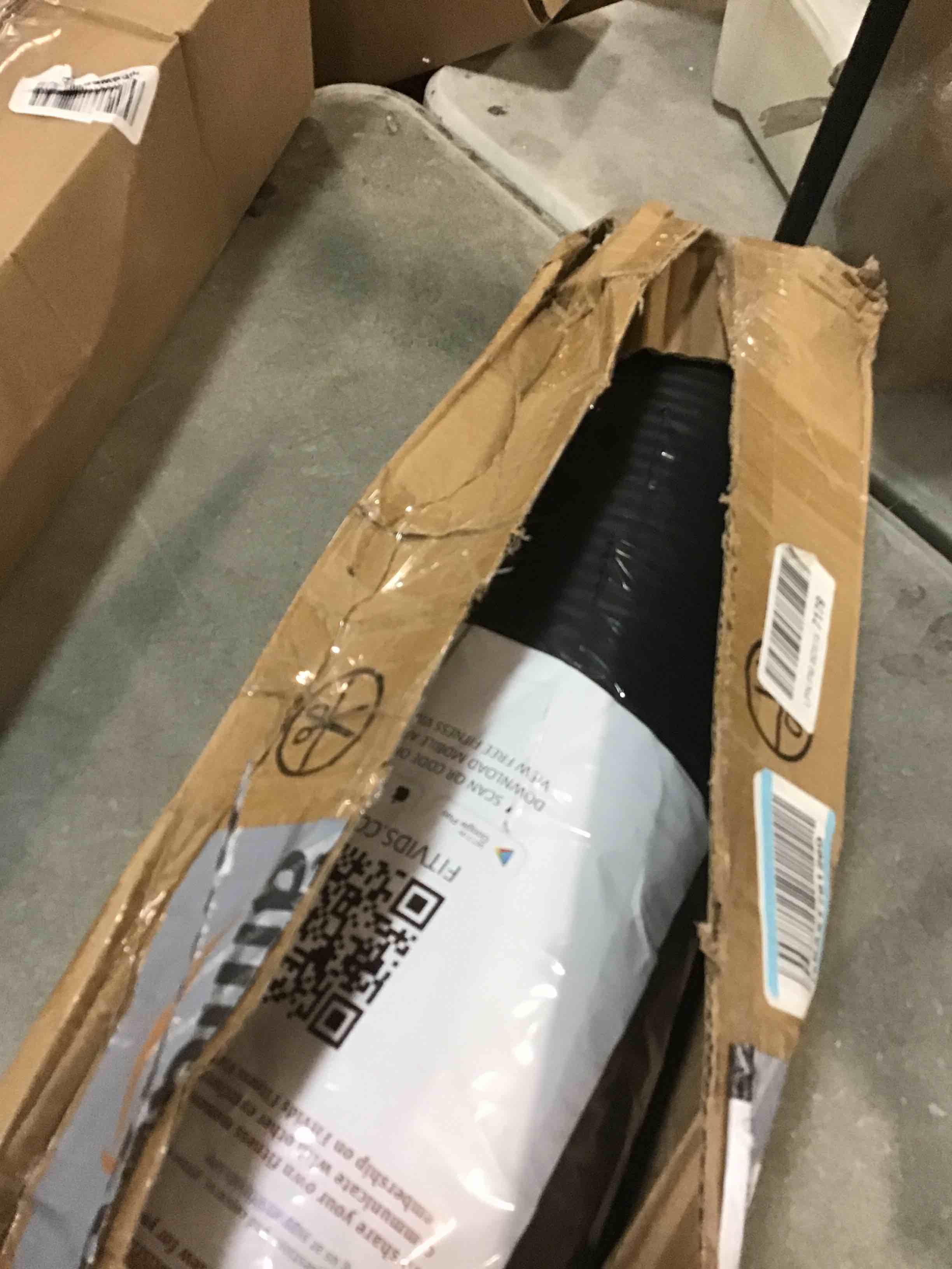 https://s3.amazonaws.com/lotting-images-prod/bidfta/TEA0170842_1725936458205.jpeg