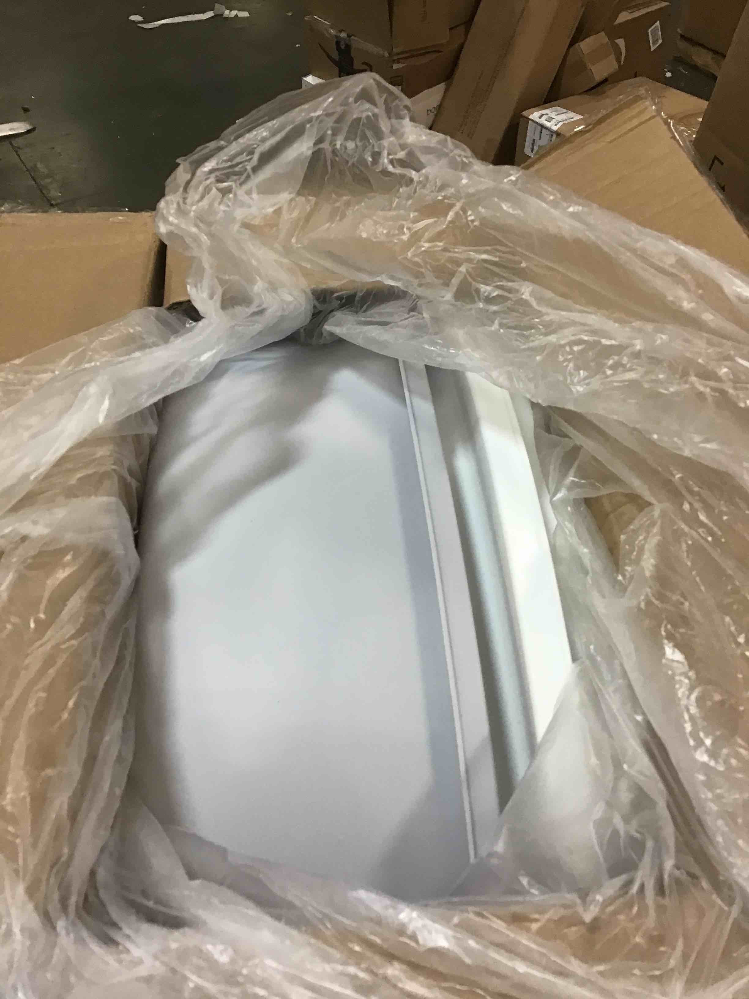 https://s3.amazonaws.com/lotting-images-prod/bidfta/TEA0171840_1725492364221.jpeg