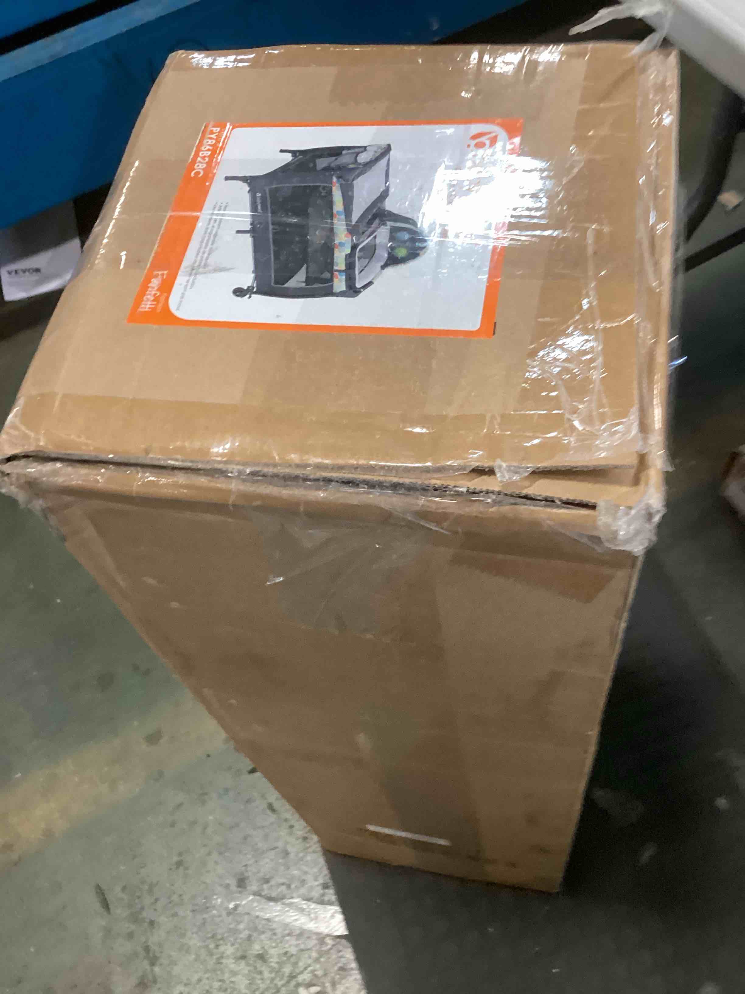https://s3.amazonaws.com/lotting-images-prod/bidfta/TEA0173018_1726511254253.jpeg