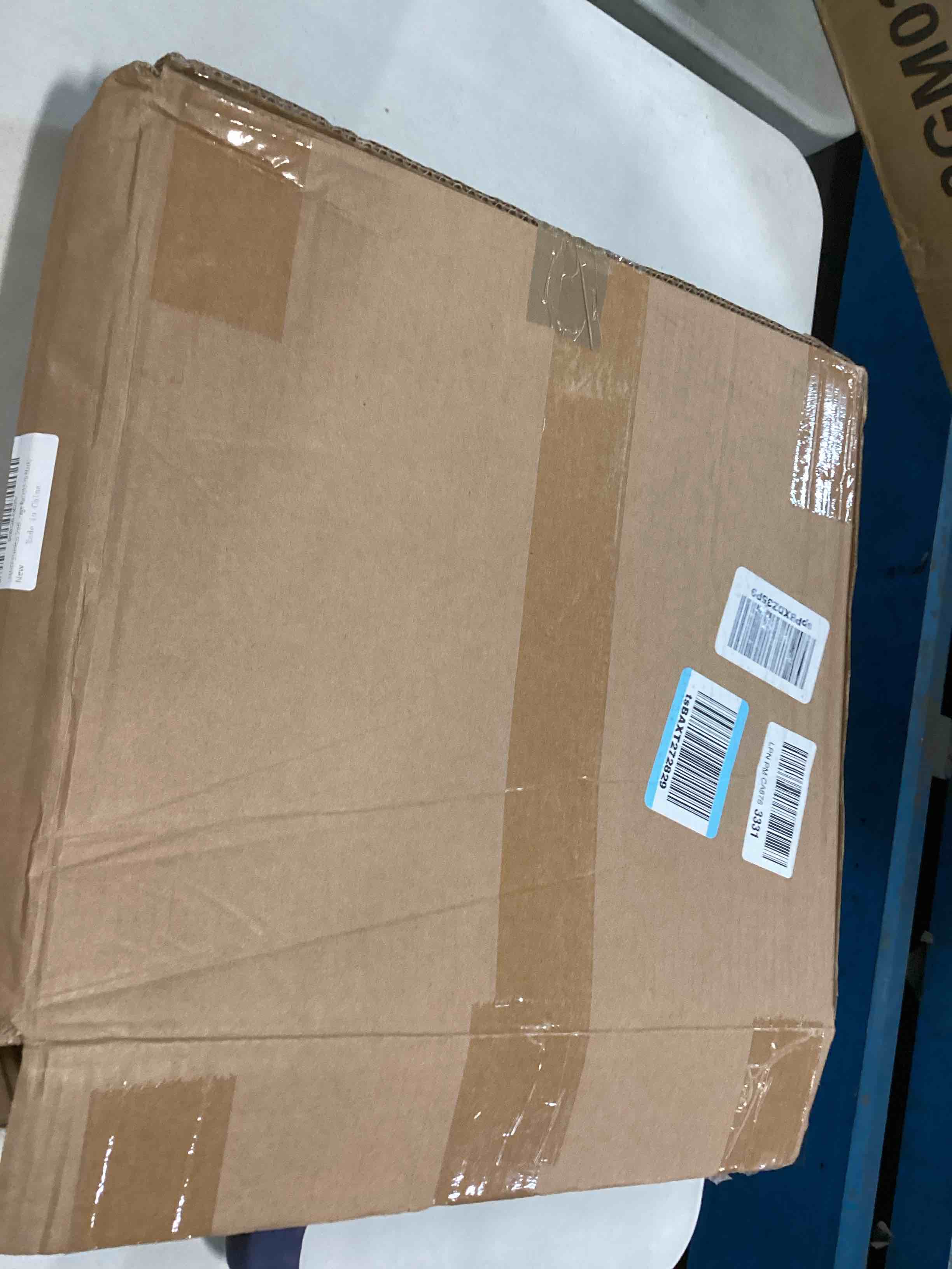 https://s3.amazonaws.com/lotting-images-prod/bidfta/TEA0173178_1726165910341.jpeg
