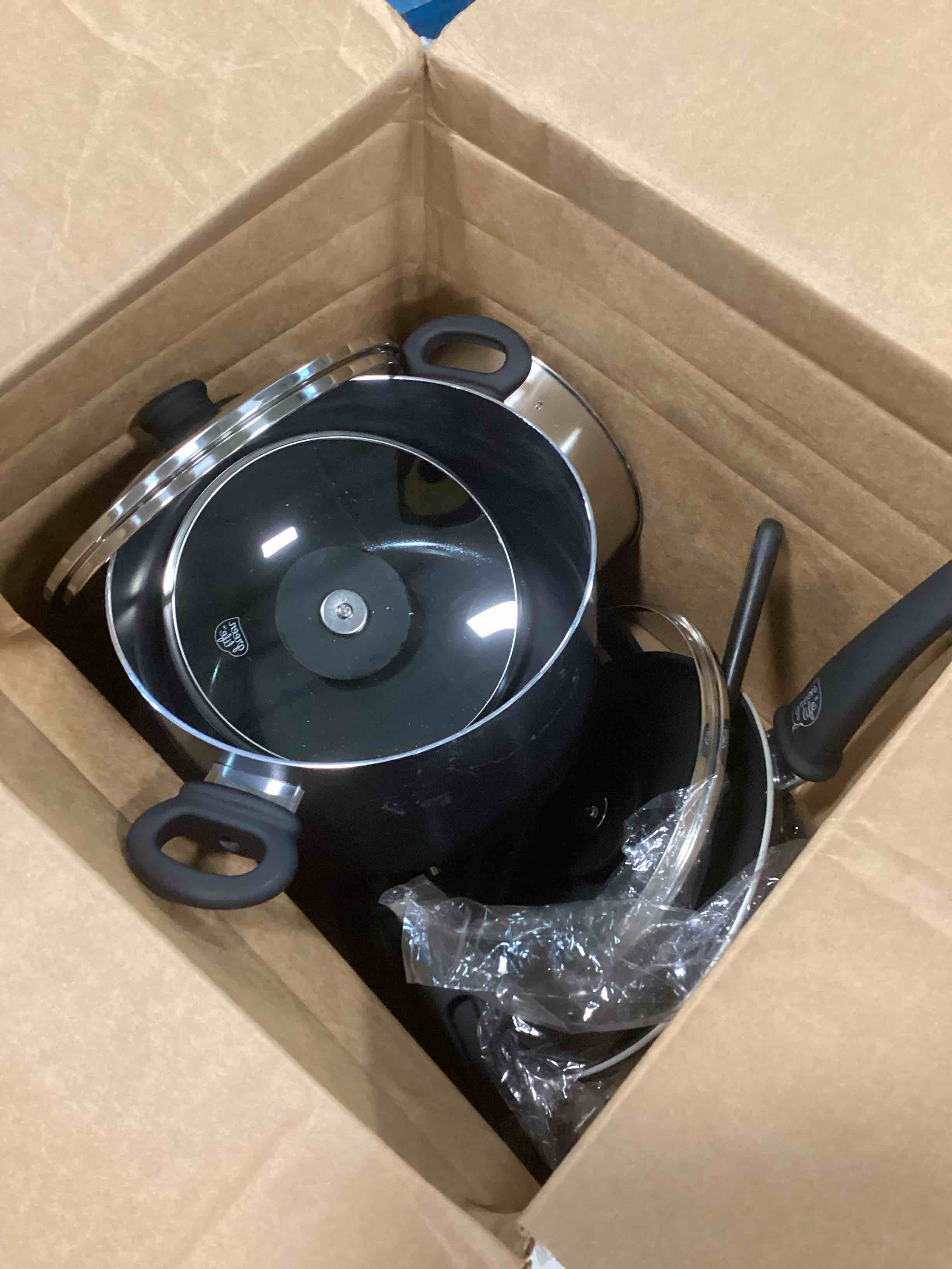 https://s3.amazonaws.com/lotting-images-prod/bidfta/TEA0173612_1725919253638.jpeg