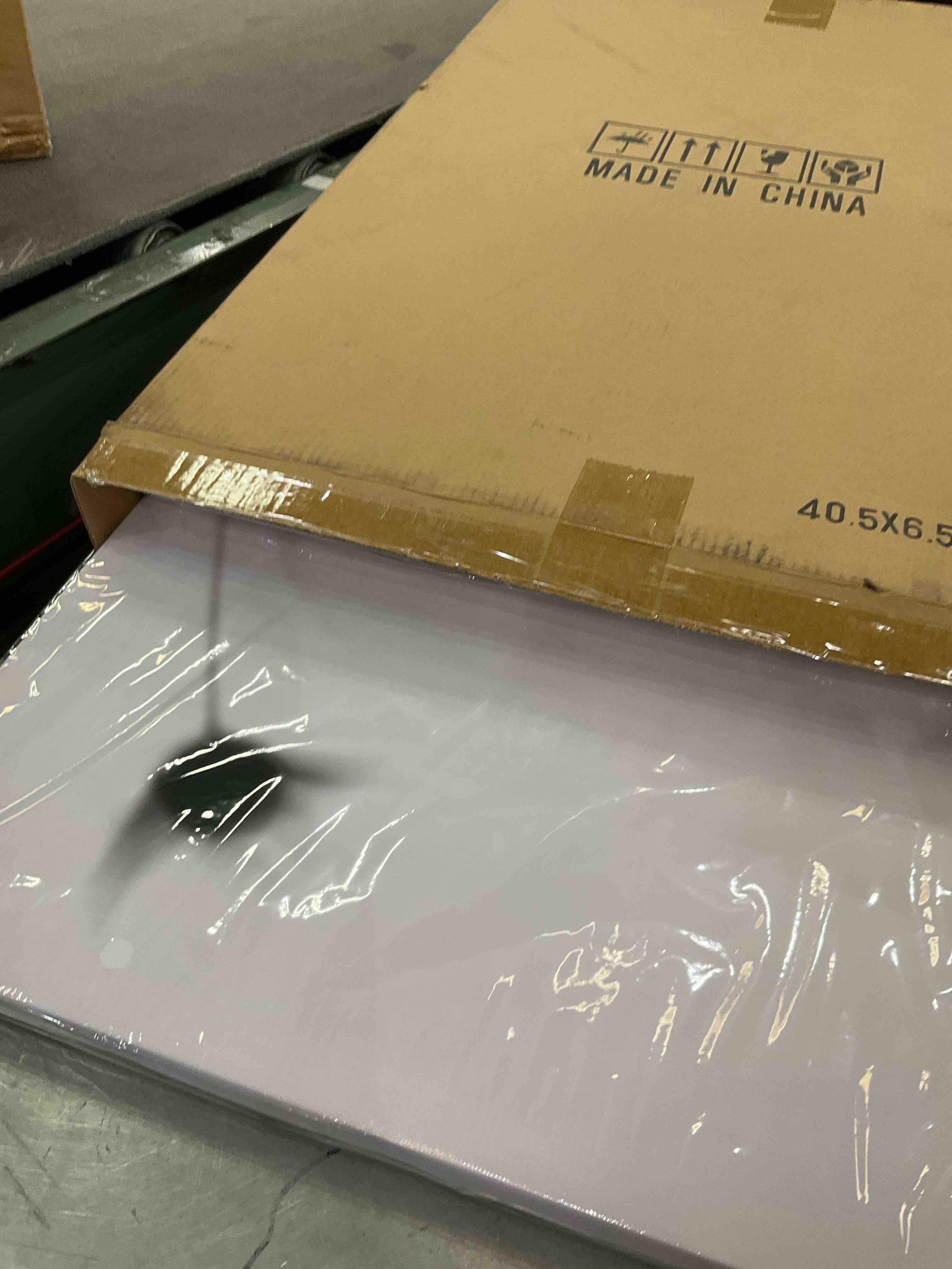 https://s3.amazonaws.com/lotting-images-prod/bidfta/TEA0175343_1725992898924.jpeg