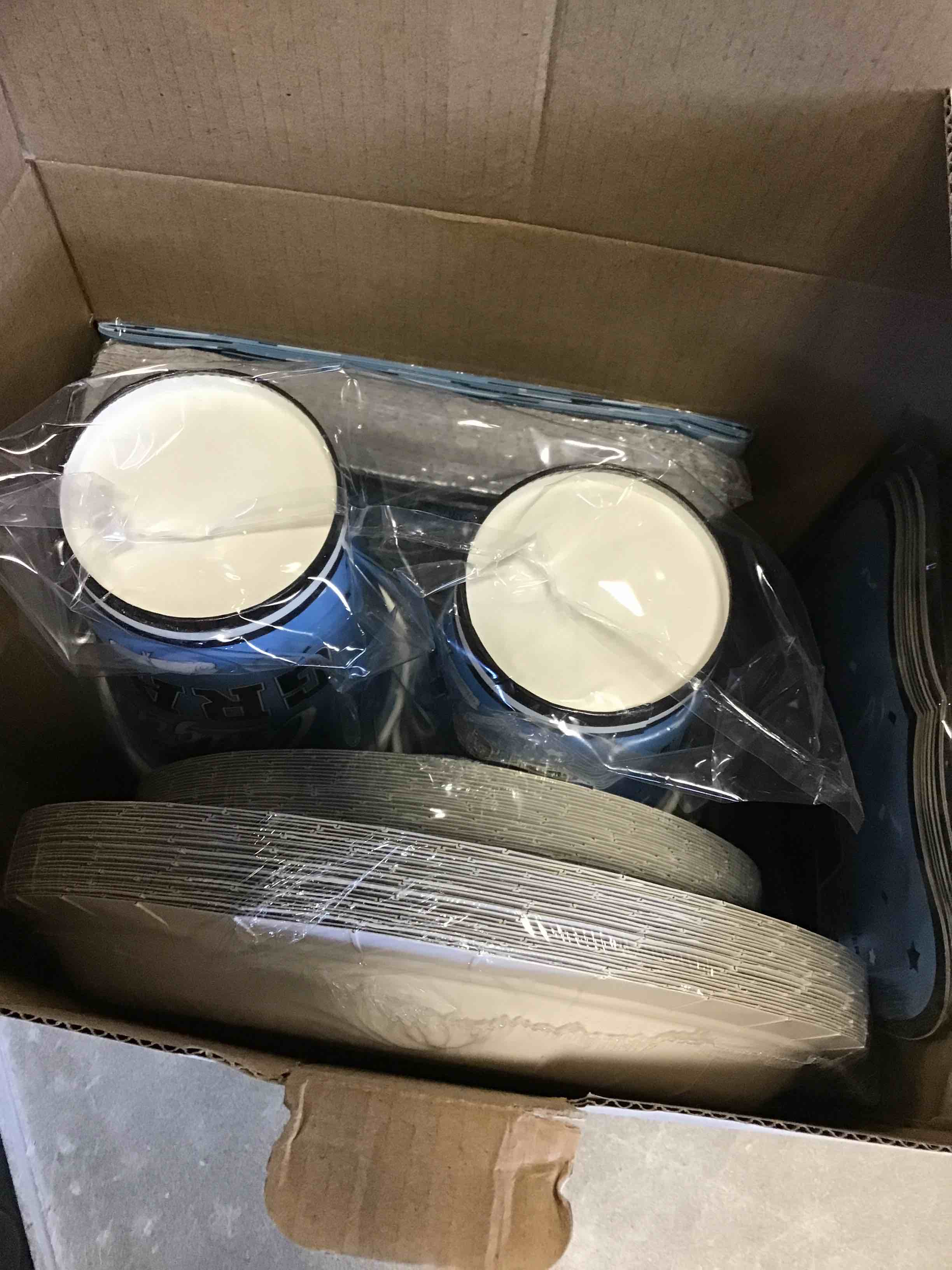 https://s3.amazonaws.com/lotting-images-prod/bidfta/TEA0176684_1725478592900.jpeg