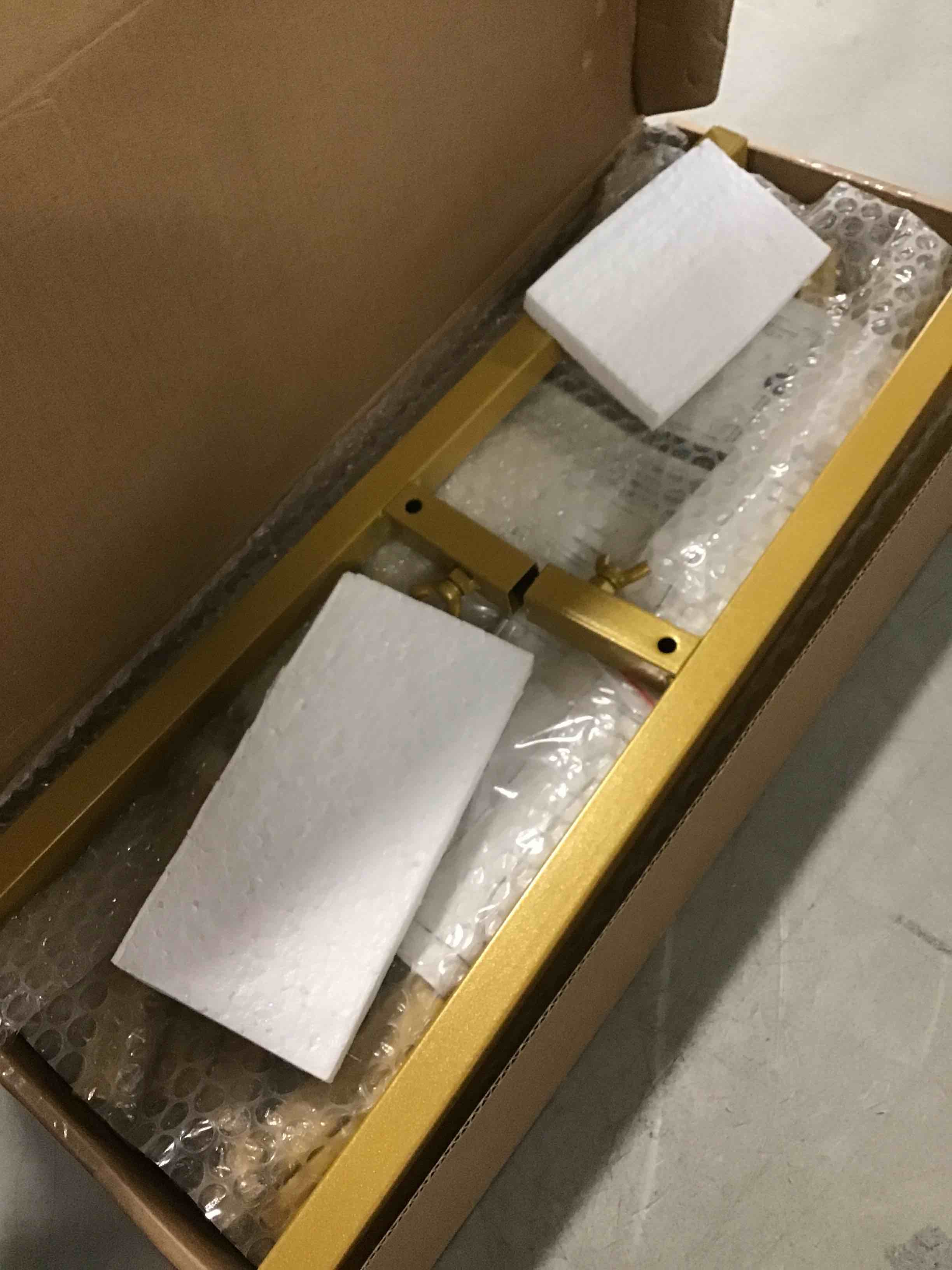 https://s3.amazonaws.com/lotting-images-prod/bidfta/TEA0178660_1726145841009.jpeg