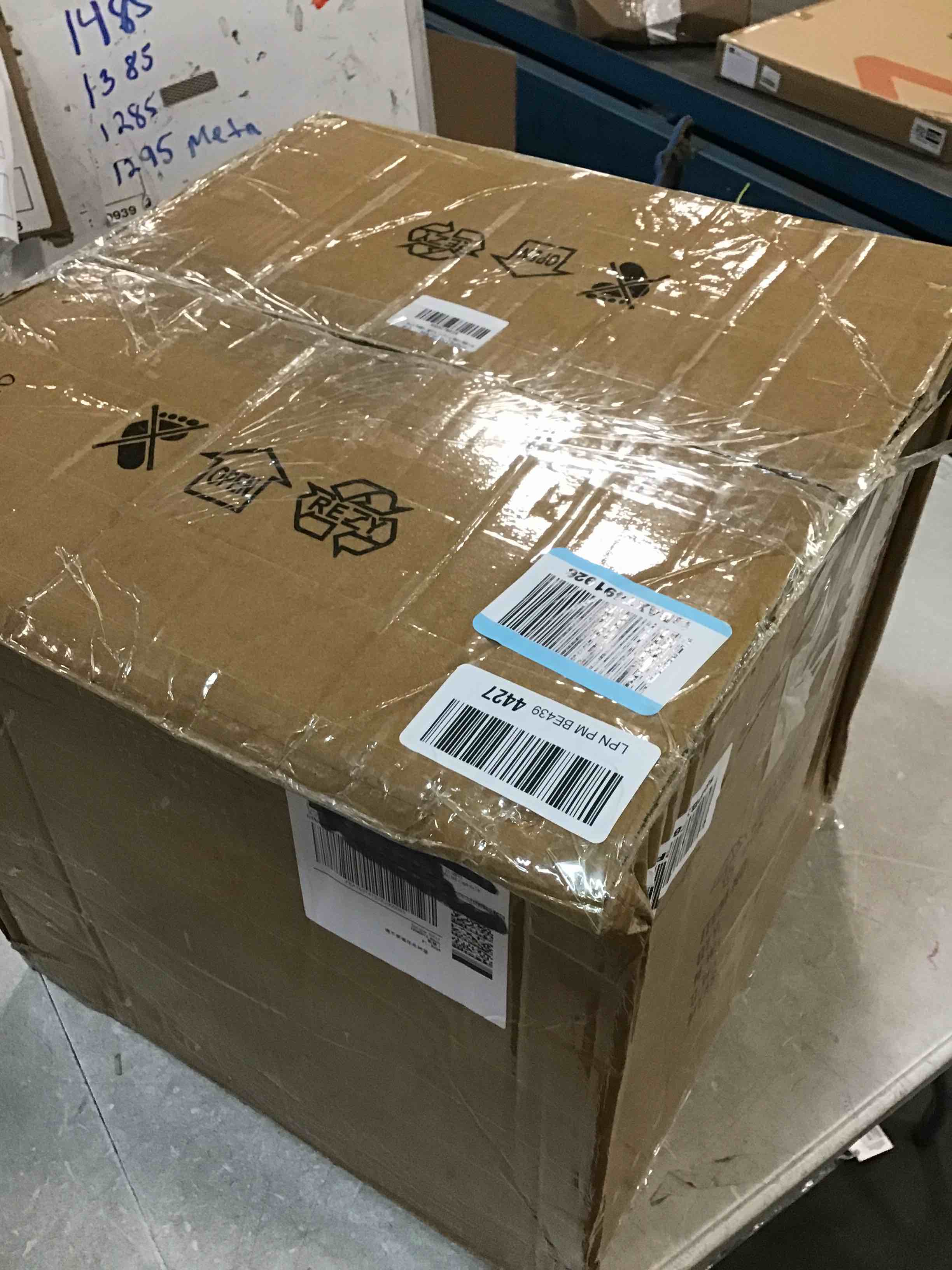 https://s3.amazonaws.com/lotting-images-prod/bidfta/TEA0179063_1726056066107.jpeg