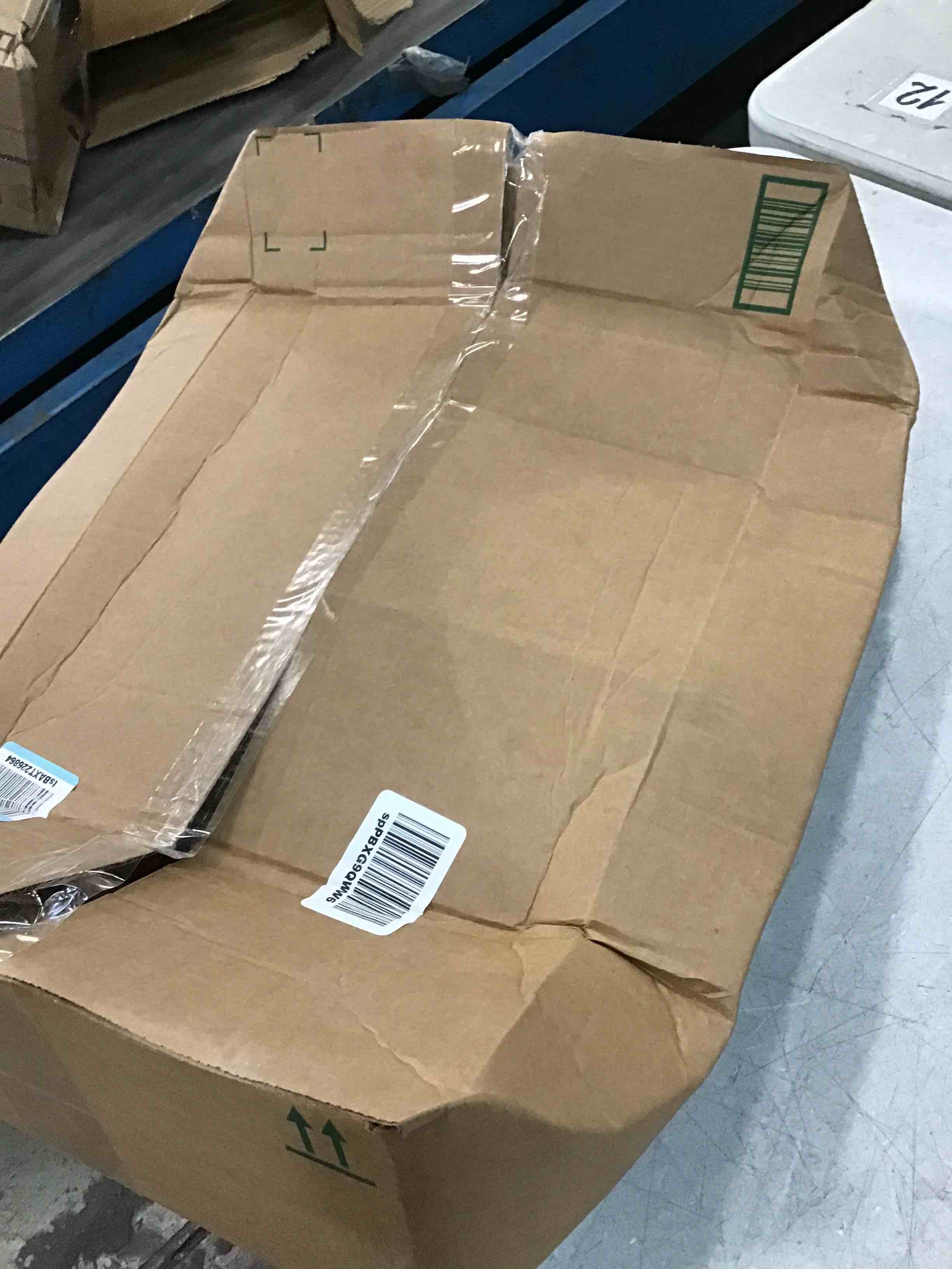 https://s3.amazonaws.com/lotting-images-prod/bidfta/TEA0179323_1725970423344.jpeg