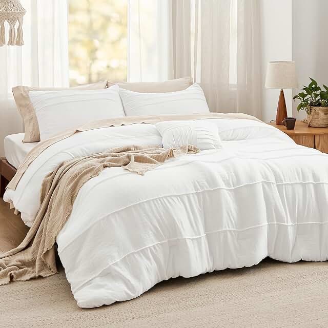 Bedsure White Full Size Comforter Set