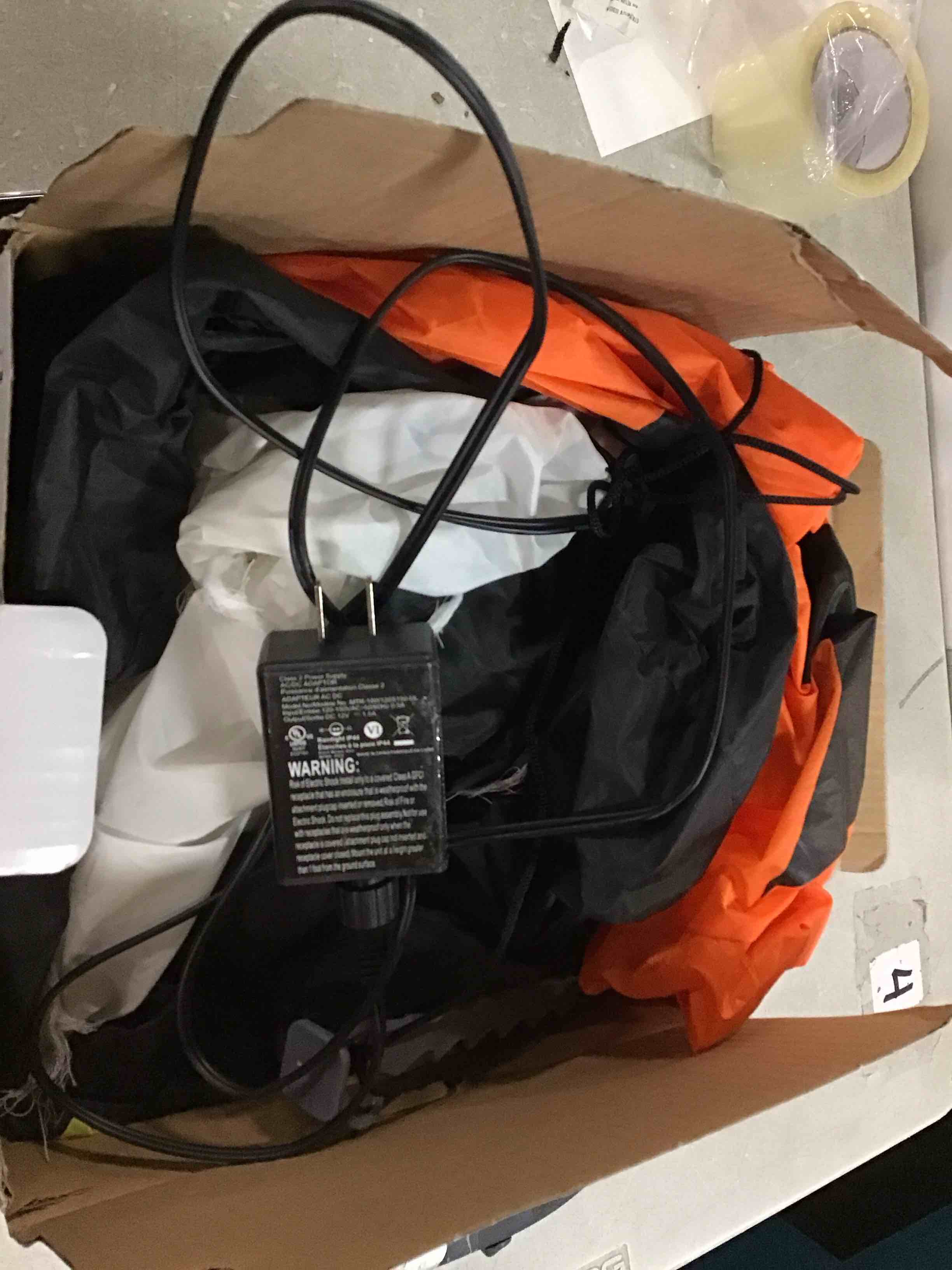 https://s3.amazonaws.com/lotting-images-prod/bidfta/TEA0184946_1726100720441.jpeg