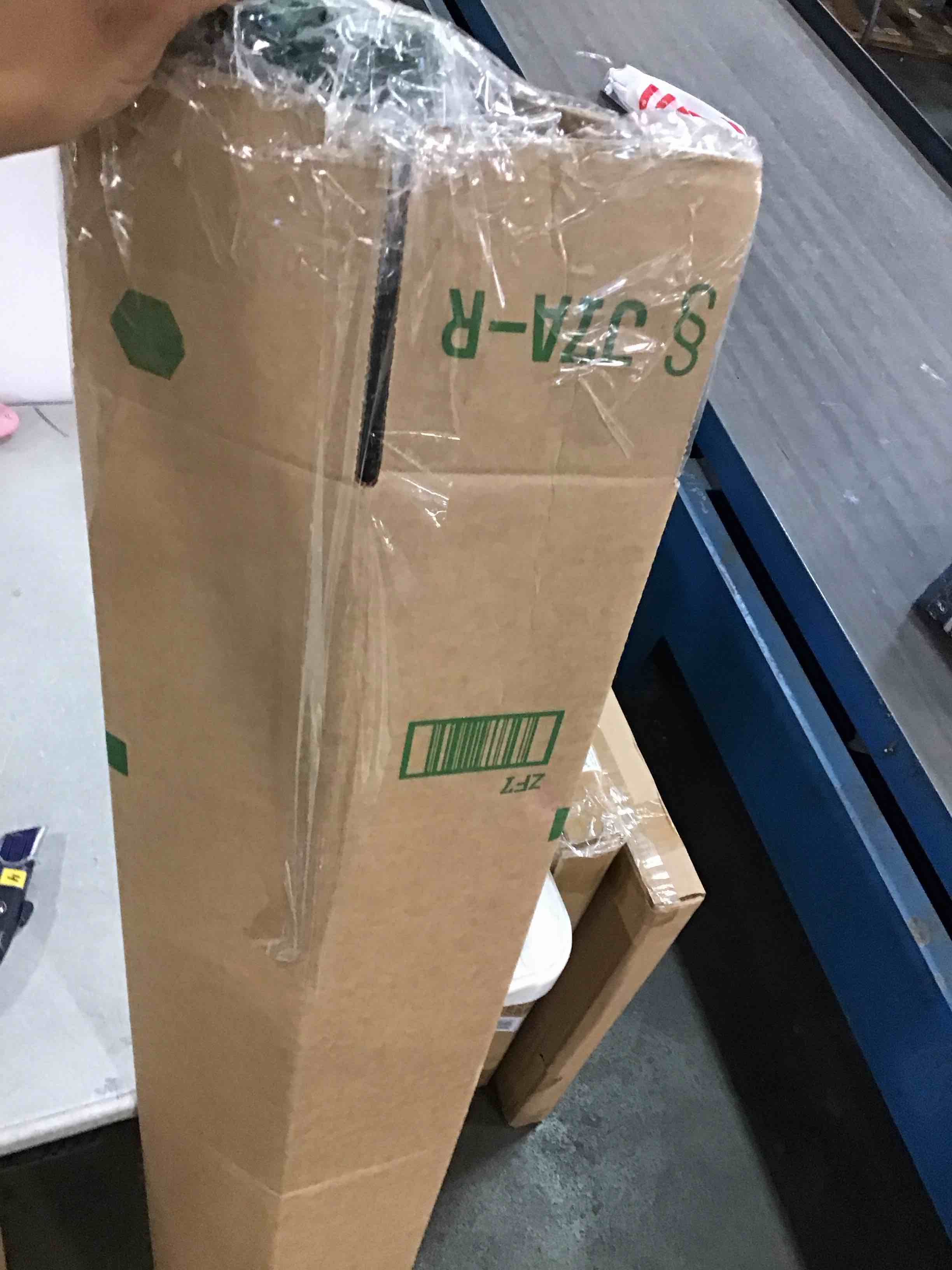 https://s3.amazonaws.com/lotting-images-prod/bidfta/TEA0185206_1726011419034.jpeg