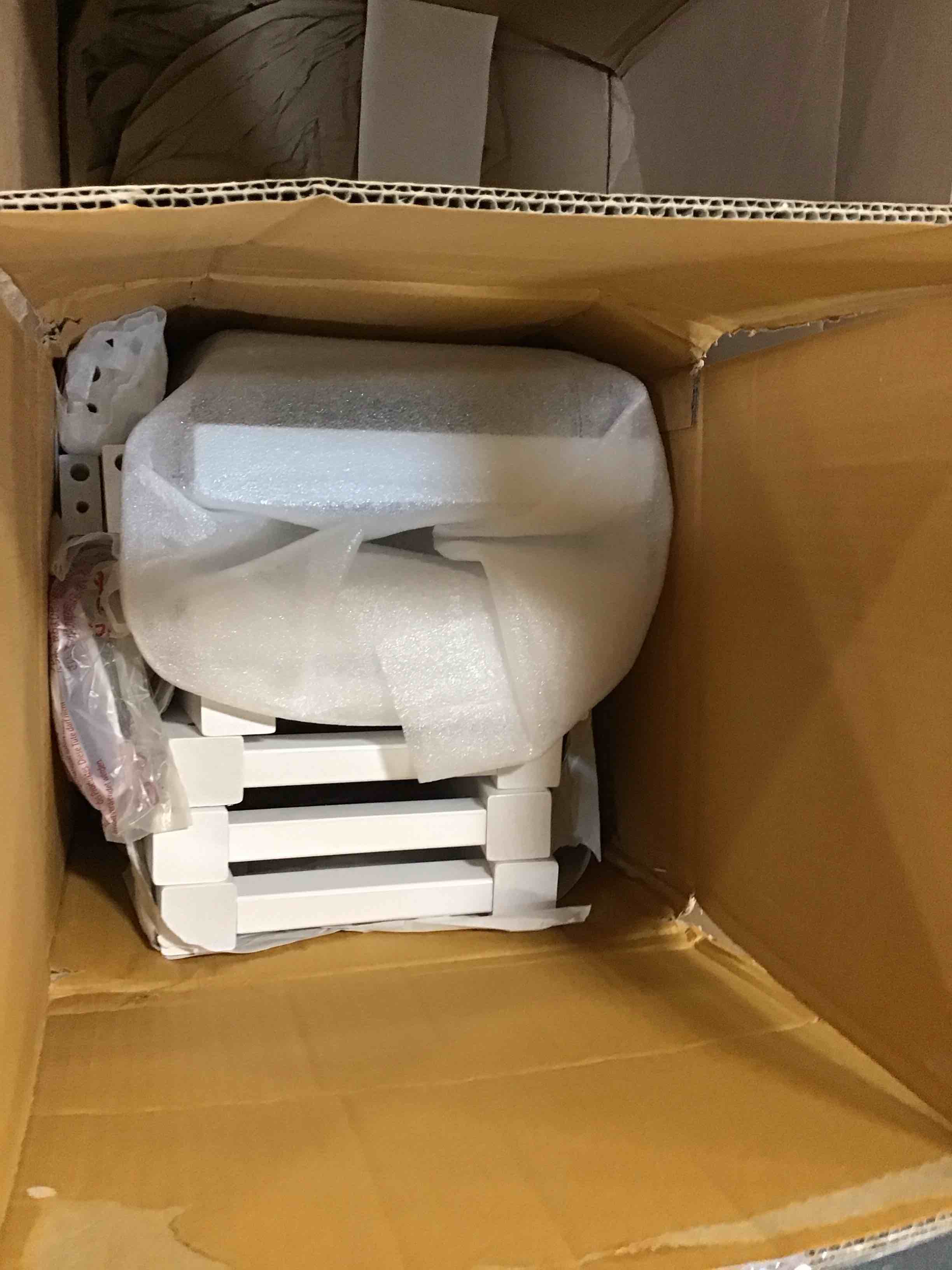 https://s3.amazonaws.com/lotting-images-prod/bidfta/TEA0185733_1725677695091.jpeg