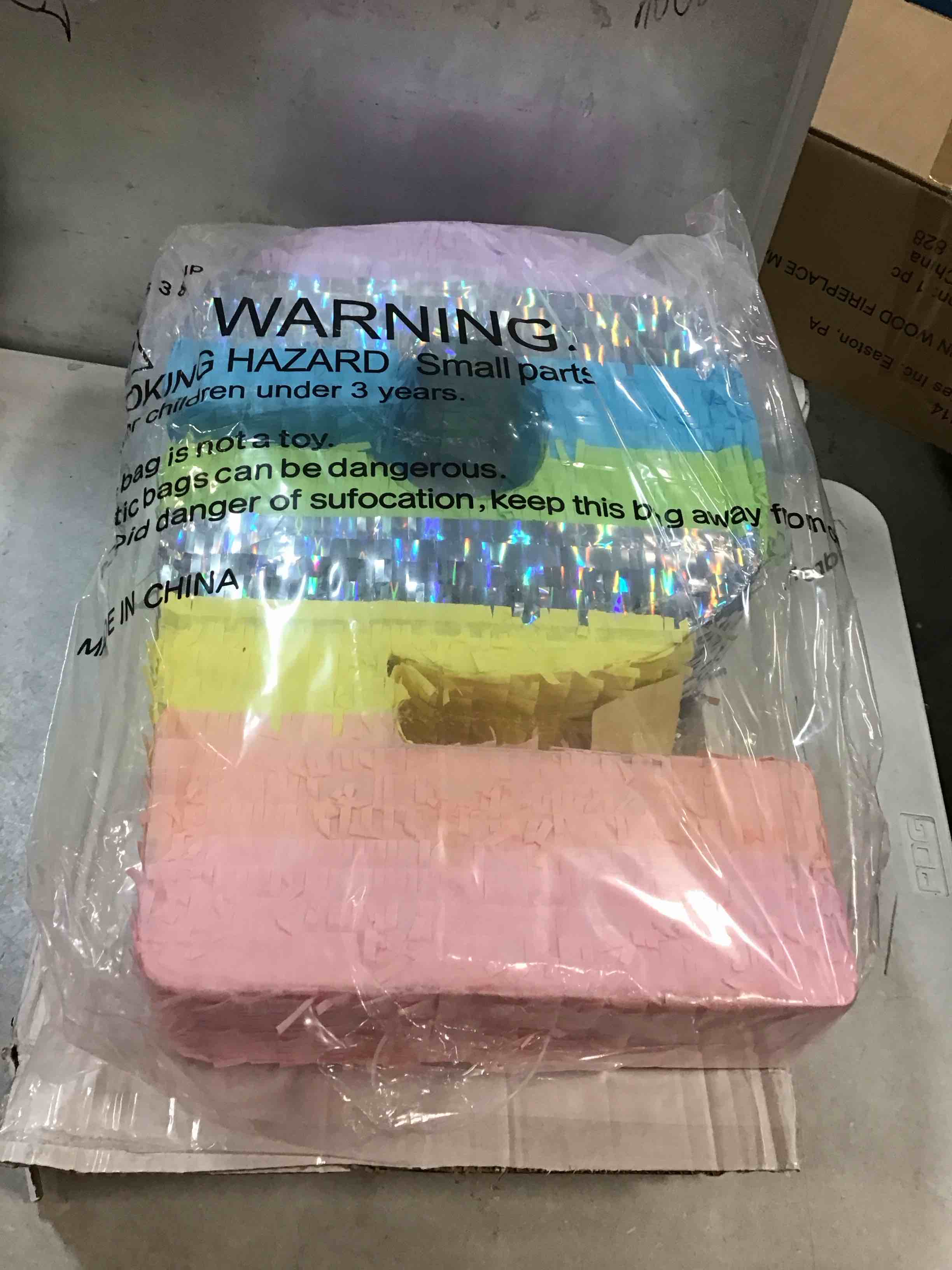 https://s3.amazonaws.com/lotting-images-prod/bidfta/TEA0185792_1725669673138.jpeg