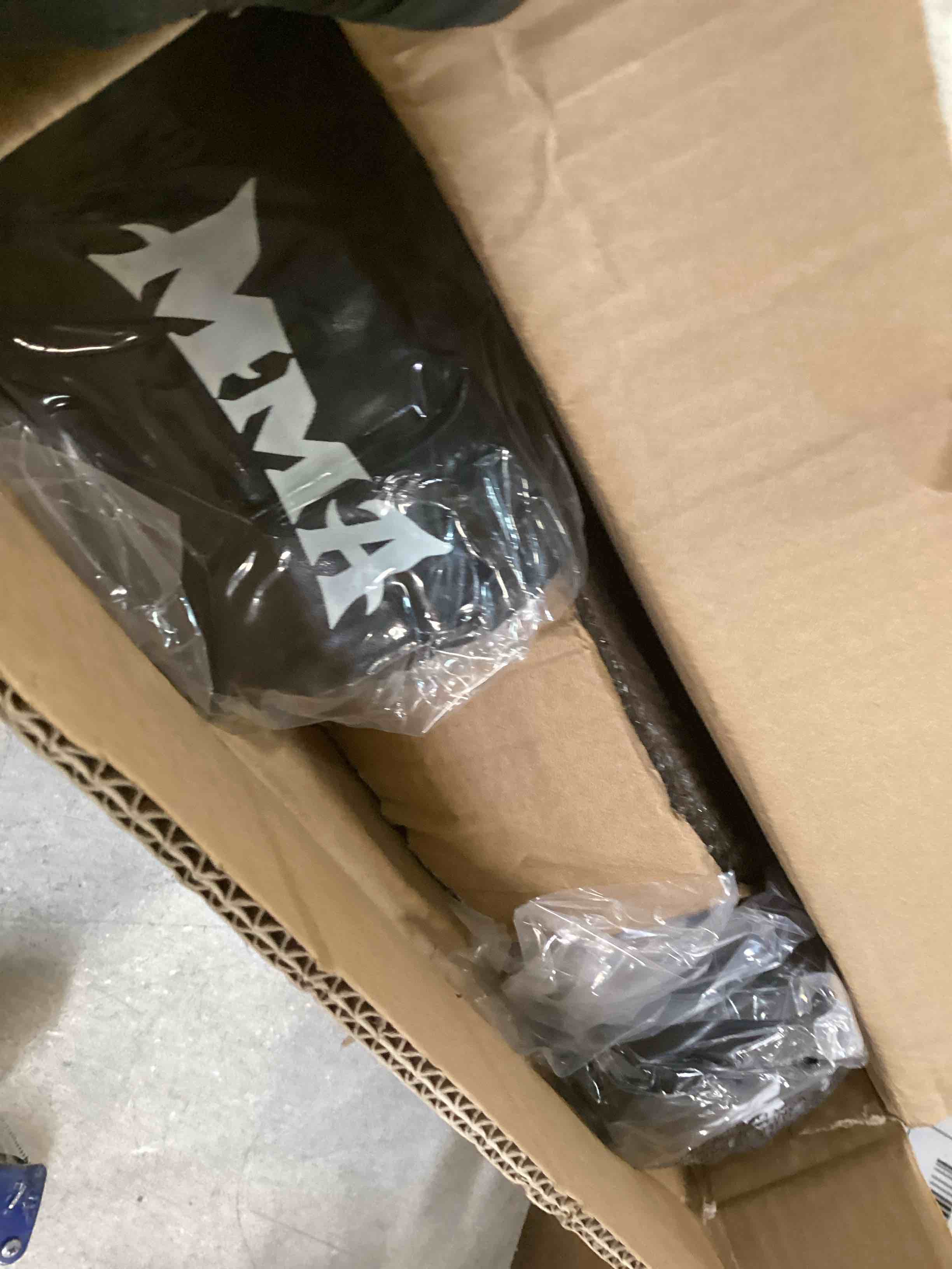 https://s3.amazonaws.com/lotting-images-prod/bidfta/TEA0187844_1725894721576.jpeg