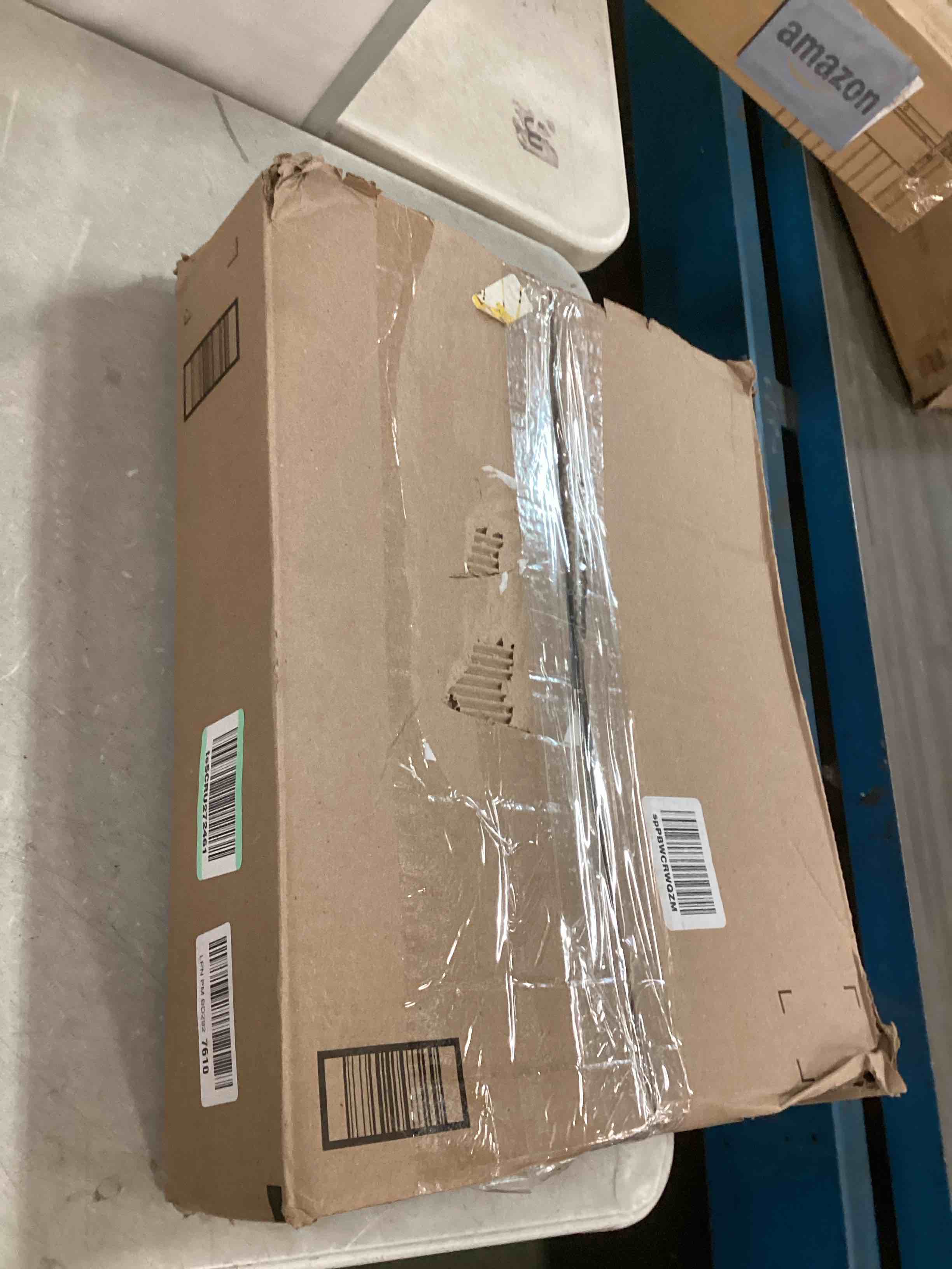 https://s3.amazonaws.com/lotting-images-prod/bidfta/TEA0188076_1726142030427.jpeg