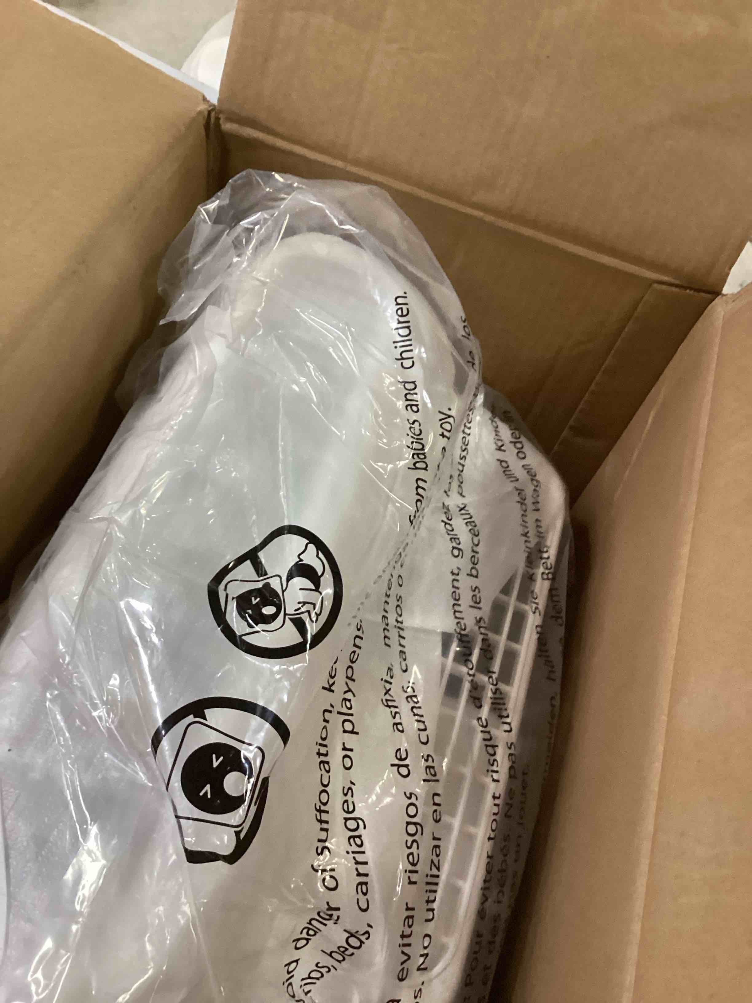 https://s3.amazonaws.com/lotting-images-prod/bidfta/TEA0190500_1726500070556.jpeg