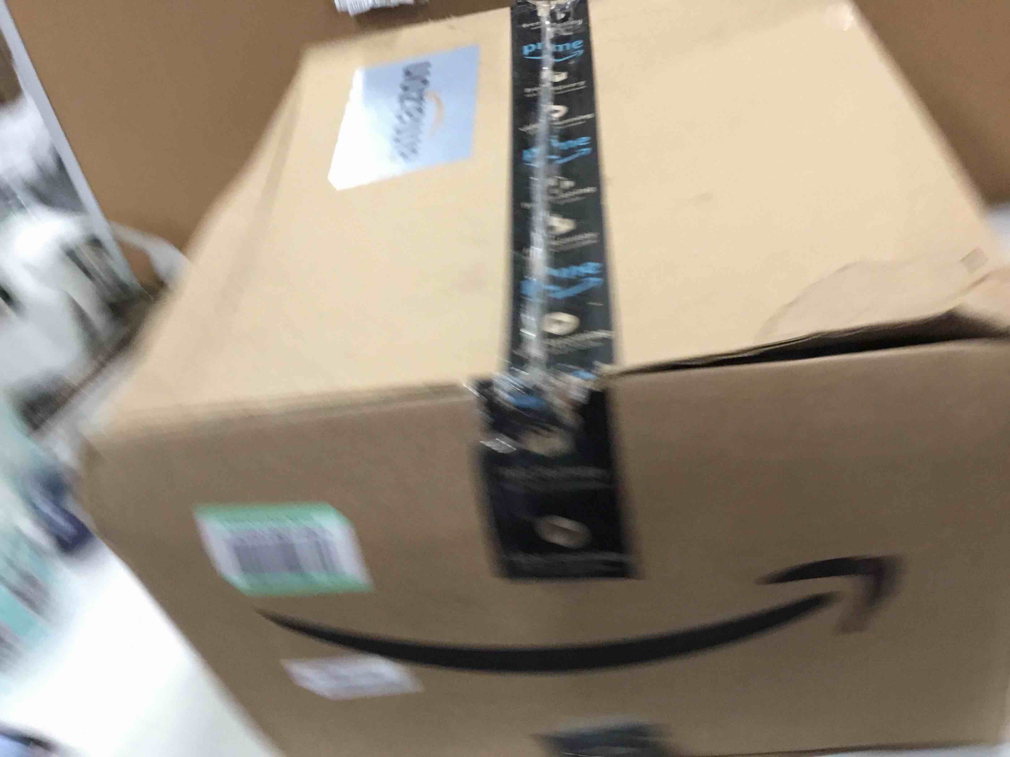 https://s3.amazonaws.com/lotting-images-prod/bidfta/TEA0195521_1726148407748.jpeg
