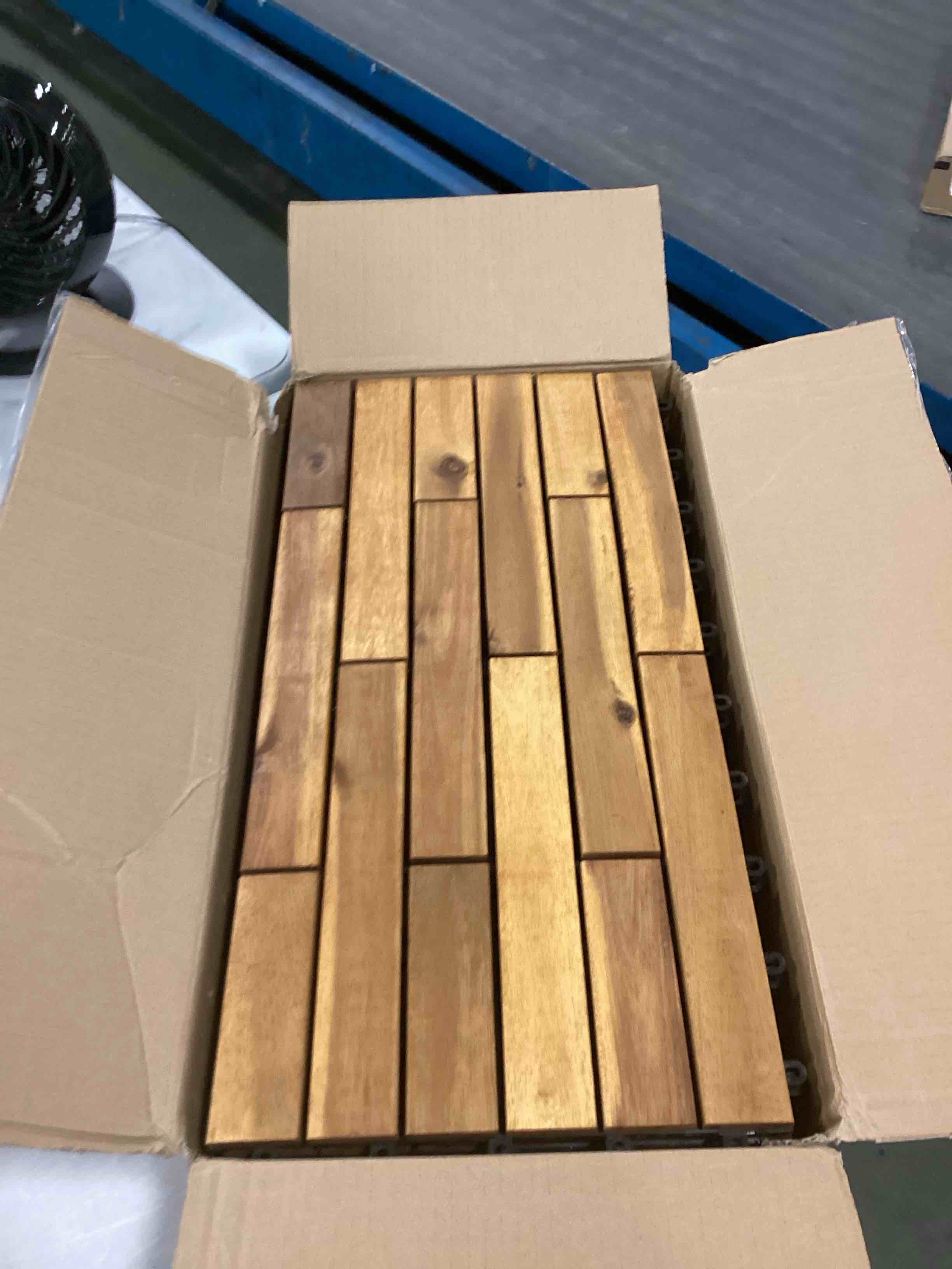 https://s3.amazonaws.com/lotting-images-prod/bidfta/TEA0196408_1726287026904.jpeg