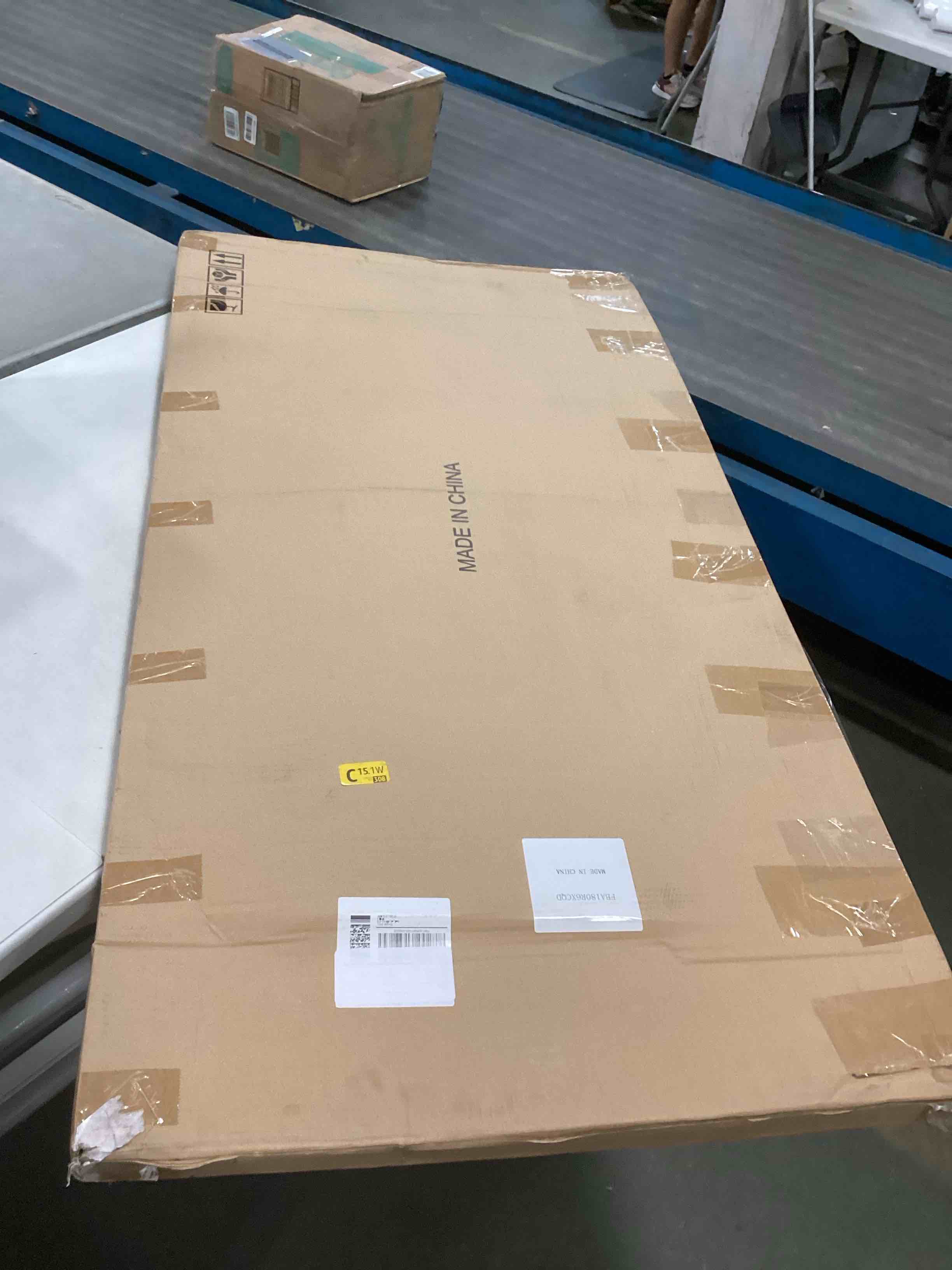 https://s3.amazonaws.com/lotting-images-prod/bidfta/TEA0197062_1725657379721.jpeg