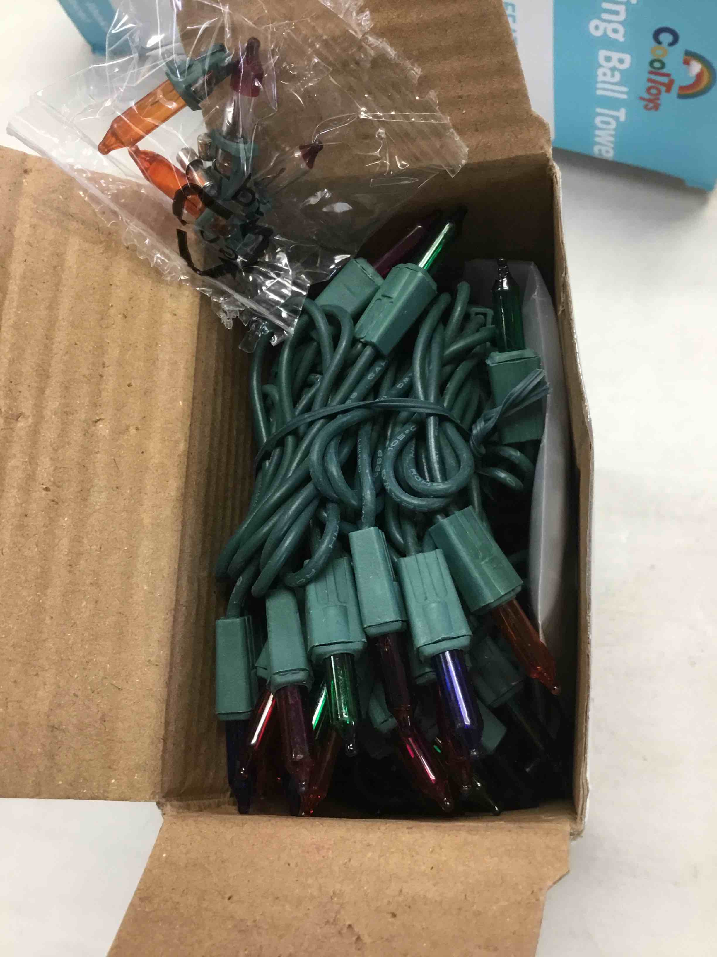 https://s3.amazonaws.com/lotting-images-prod/bidfta/TEA0198502_1724950151991.jpeg