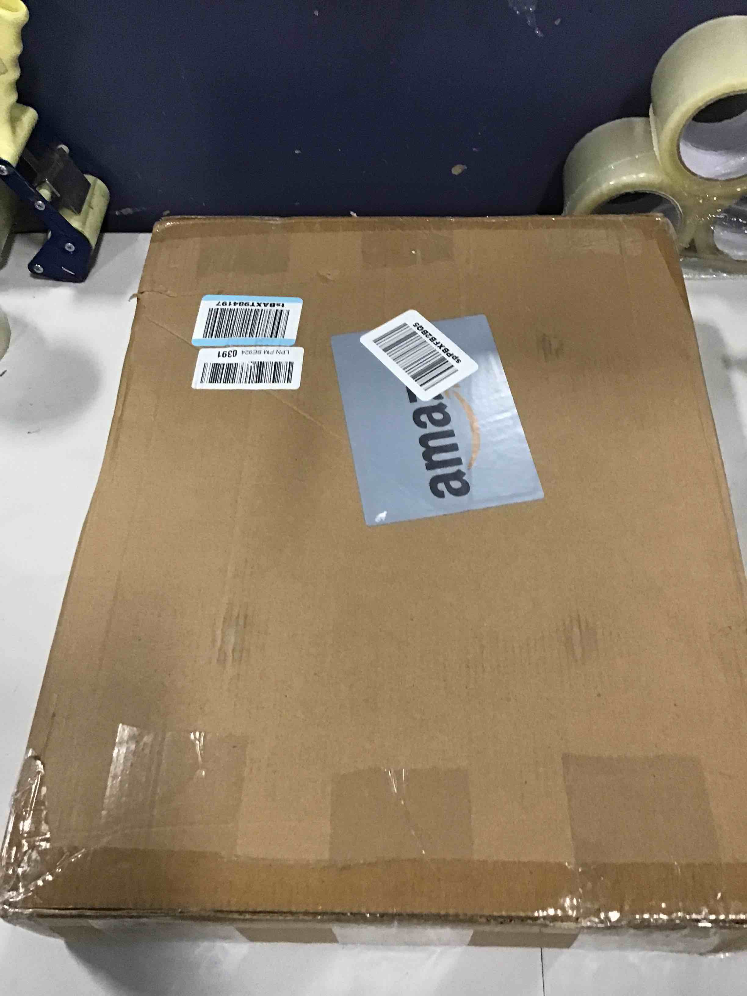 https://s3.amazonaws.com/lotting-images-prod/bidfta/TEA0204702_1725542294221.jpeg