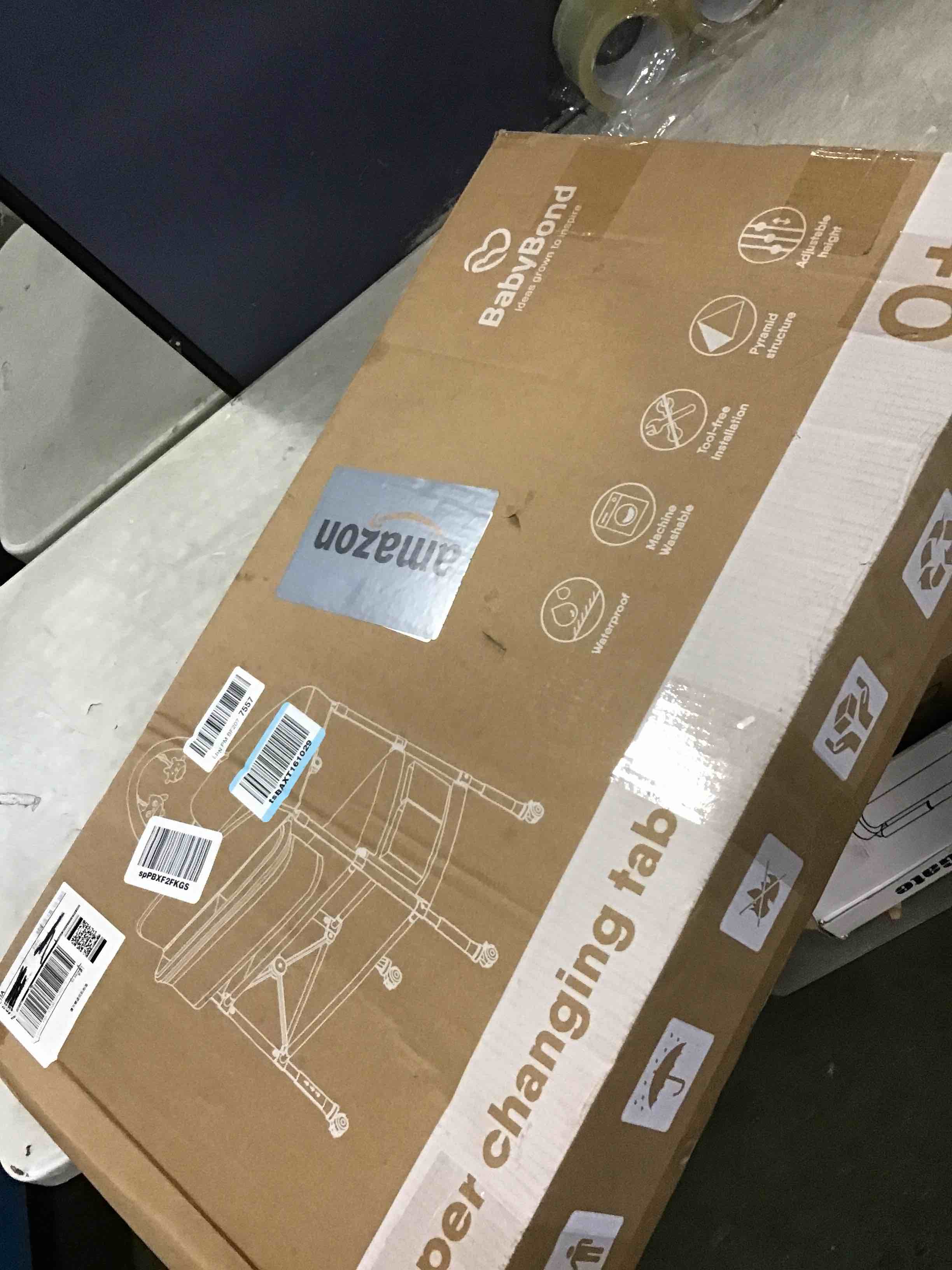 https://s3.amazonaws.com/lotting-images-prod/bidfta/TEA0205102_1725038689656.jpeg