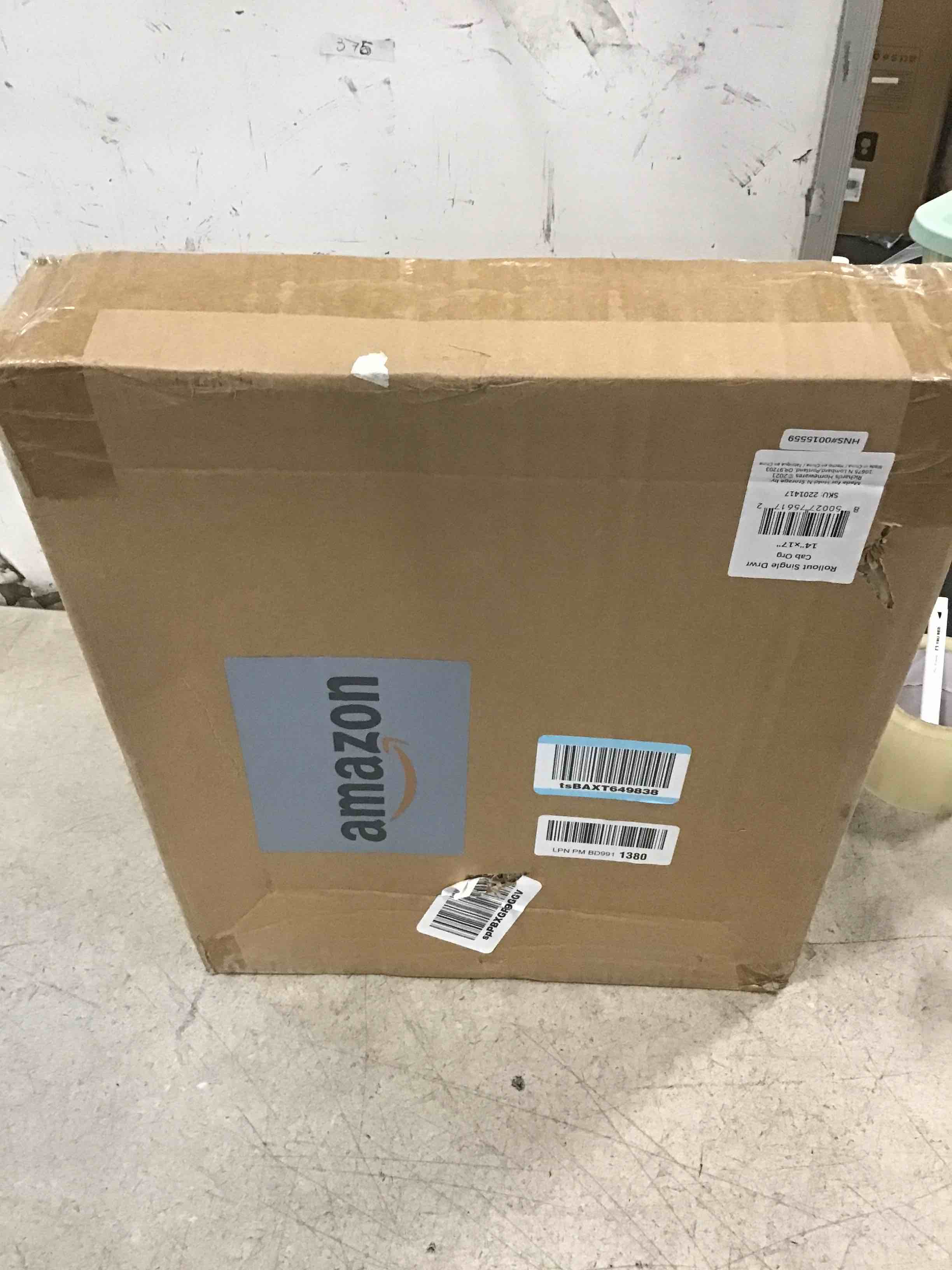 https://s3.amazonaws.com/lotting-images-prod/bidfta/TEA0205369_1724946865157.jpeg