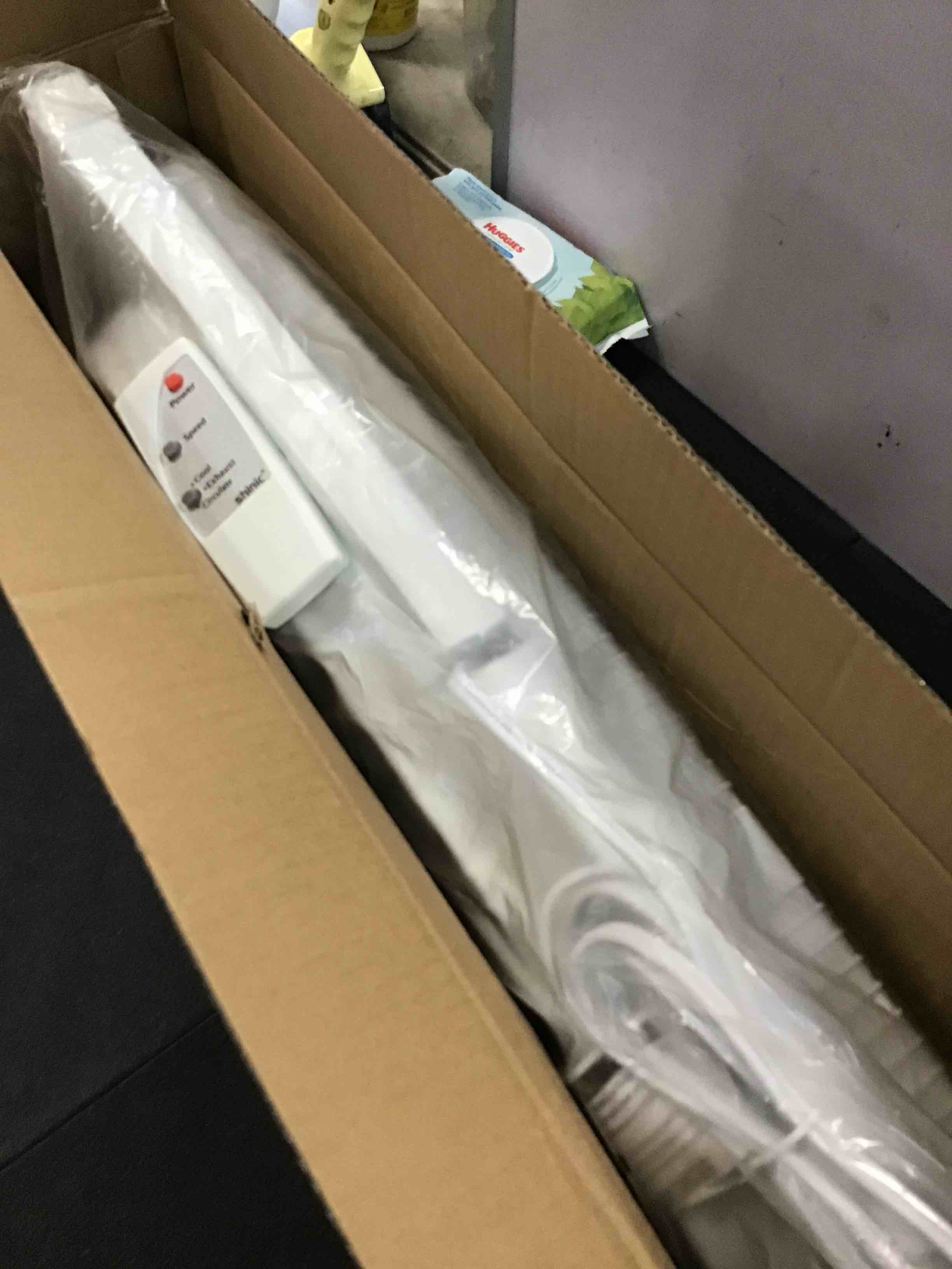 https://s3.amazonaws.com/lotting-images-prod/bidfta/TEA0205658_1724857558123.jpeg