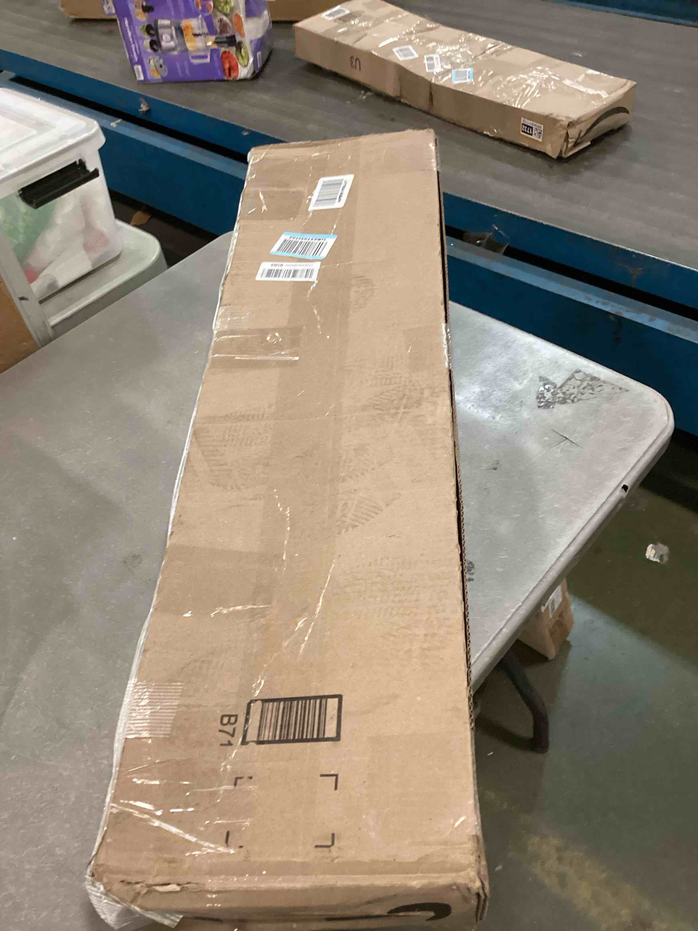 https://s3.amazonaws.com/lotting-images-prod/bidfta/TEA0205964_1724711526189.jpeg