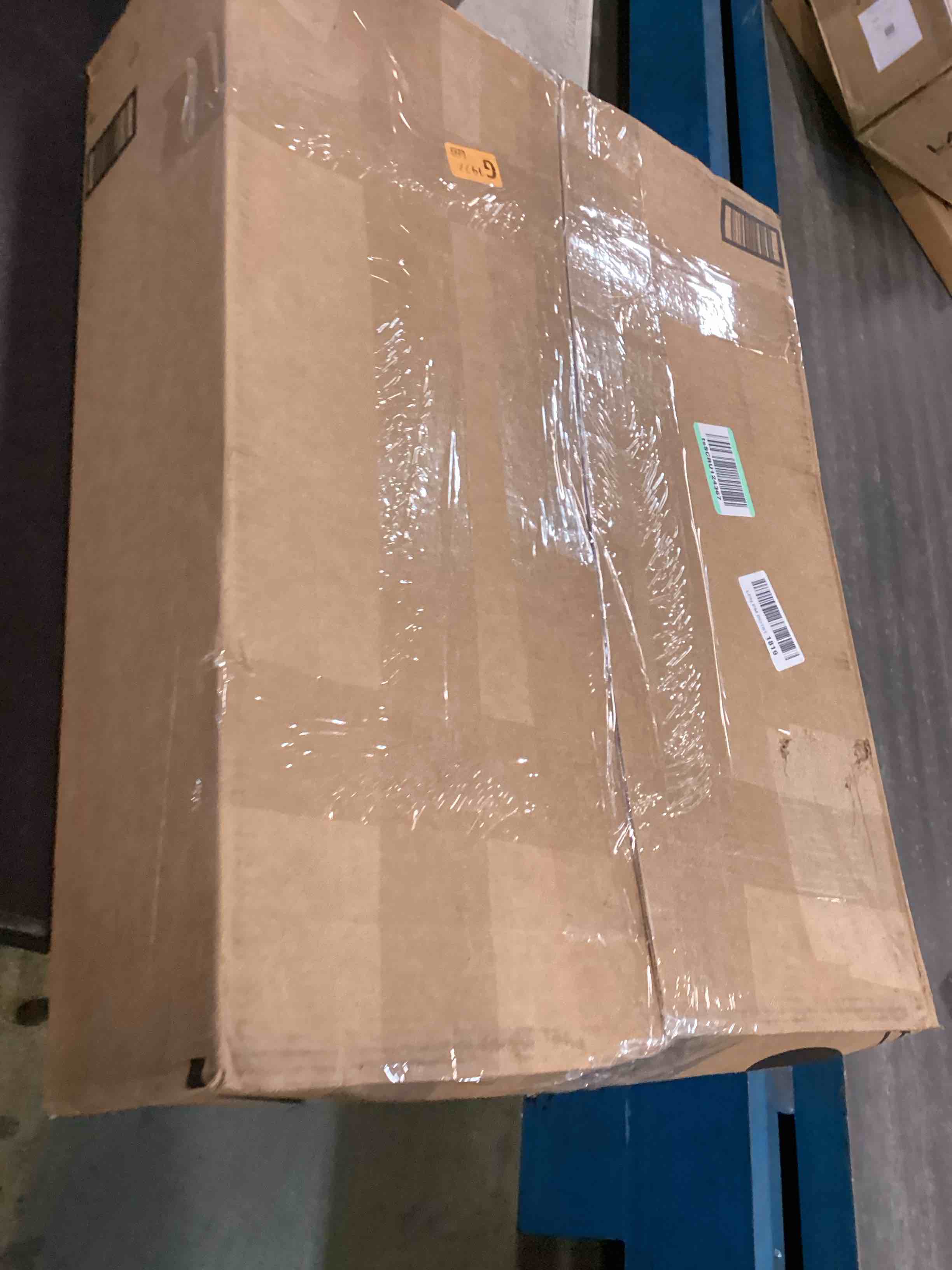https://s3.amazonaws.com/lotting-images-prod/bidfta/TEA0206332_1724934948523.jpeg