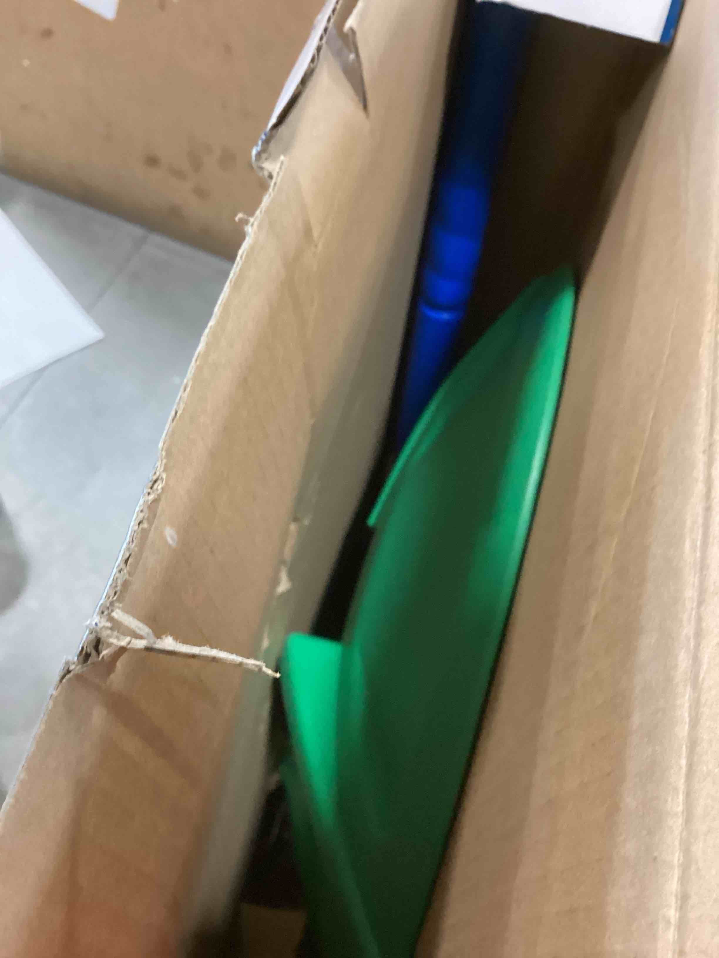 https://s3.amazonaws.com/lotting-images-prod/bidfta/TEA0206816_1724762002356.jpeg