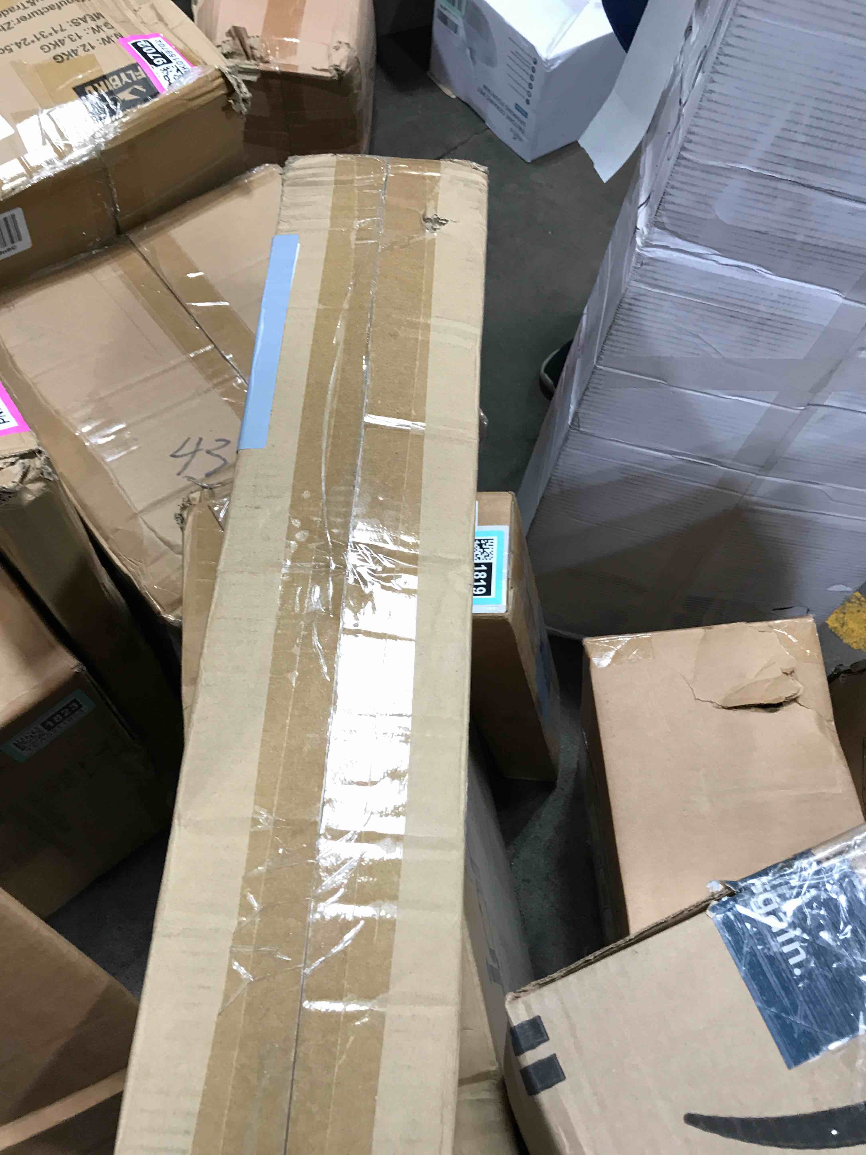 https://s3.amazonaws.com/lotting-images-prod/bidfta/TEA0213614_1724874807230.jpeg