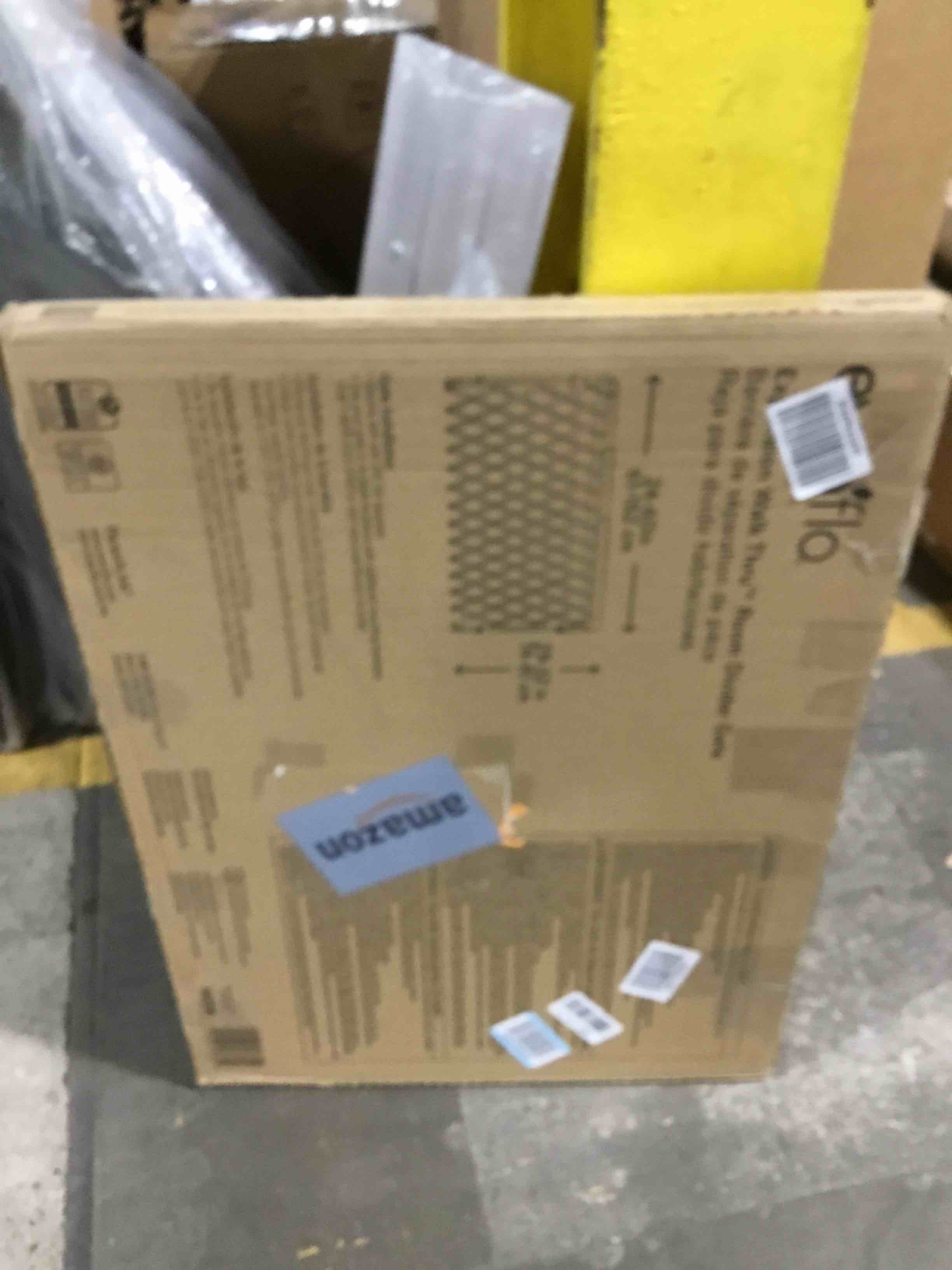 https://s3.amazonaws.com/lotting-images-prod/bidfta/TEA0214475_1729714349215.jpeg