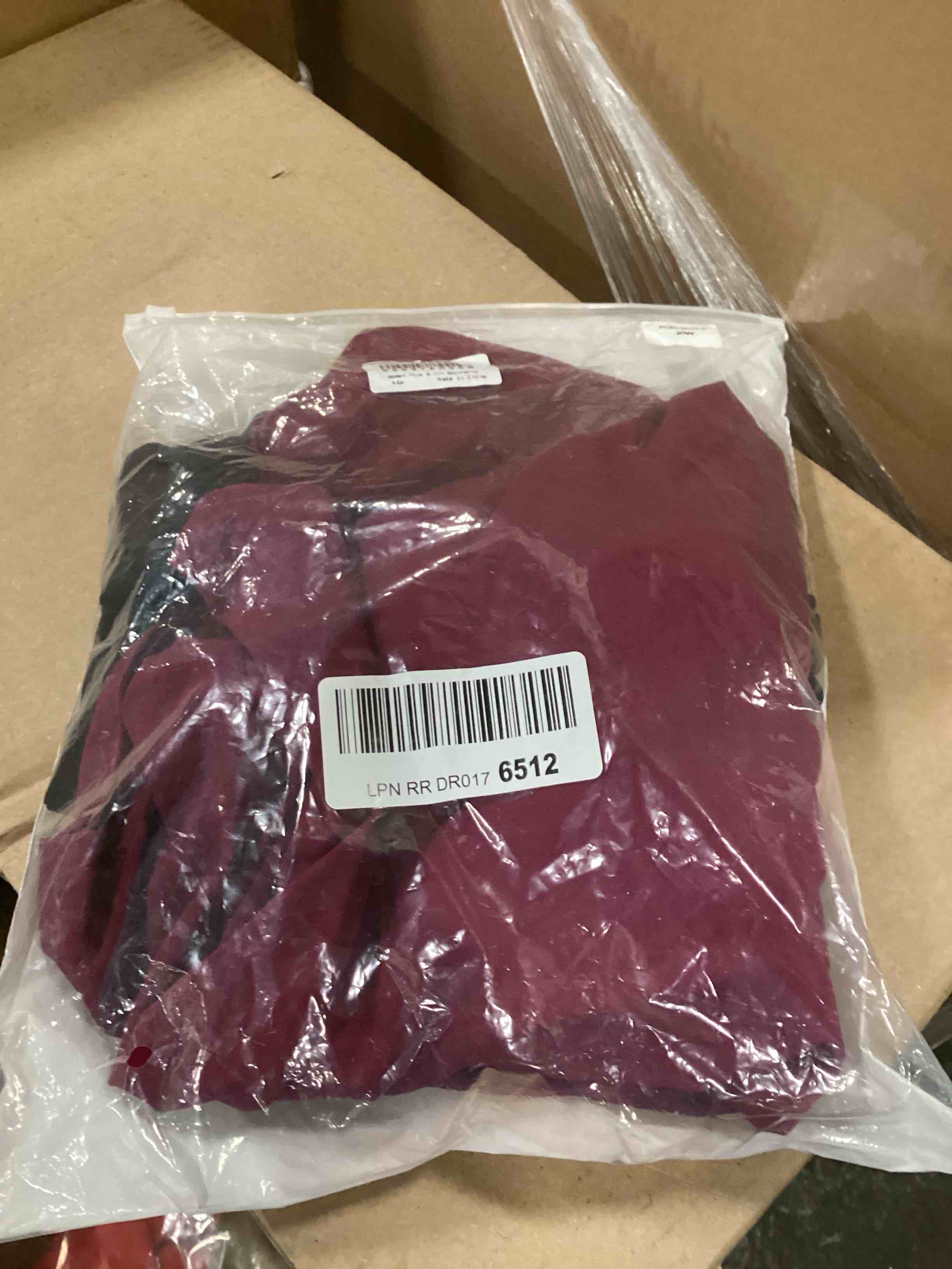 https://s3.amazonaws.com/lotting-images-prod/bidfta/TEA0216156_1728301784226.jpeg