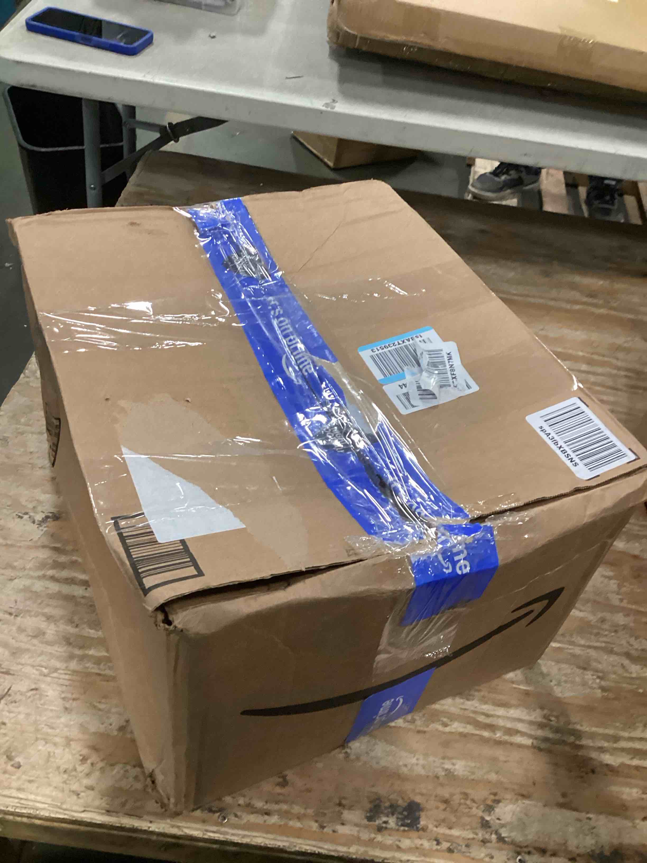 https://s3.amazonaws.com/lotting-images-prod/bidfta/TEA0216430_1728039874611.jpeg