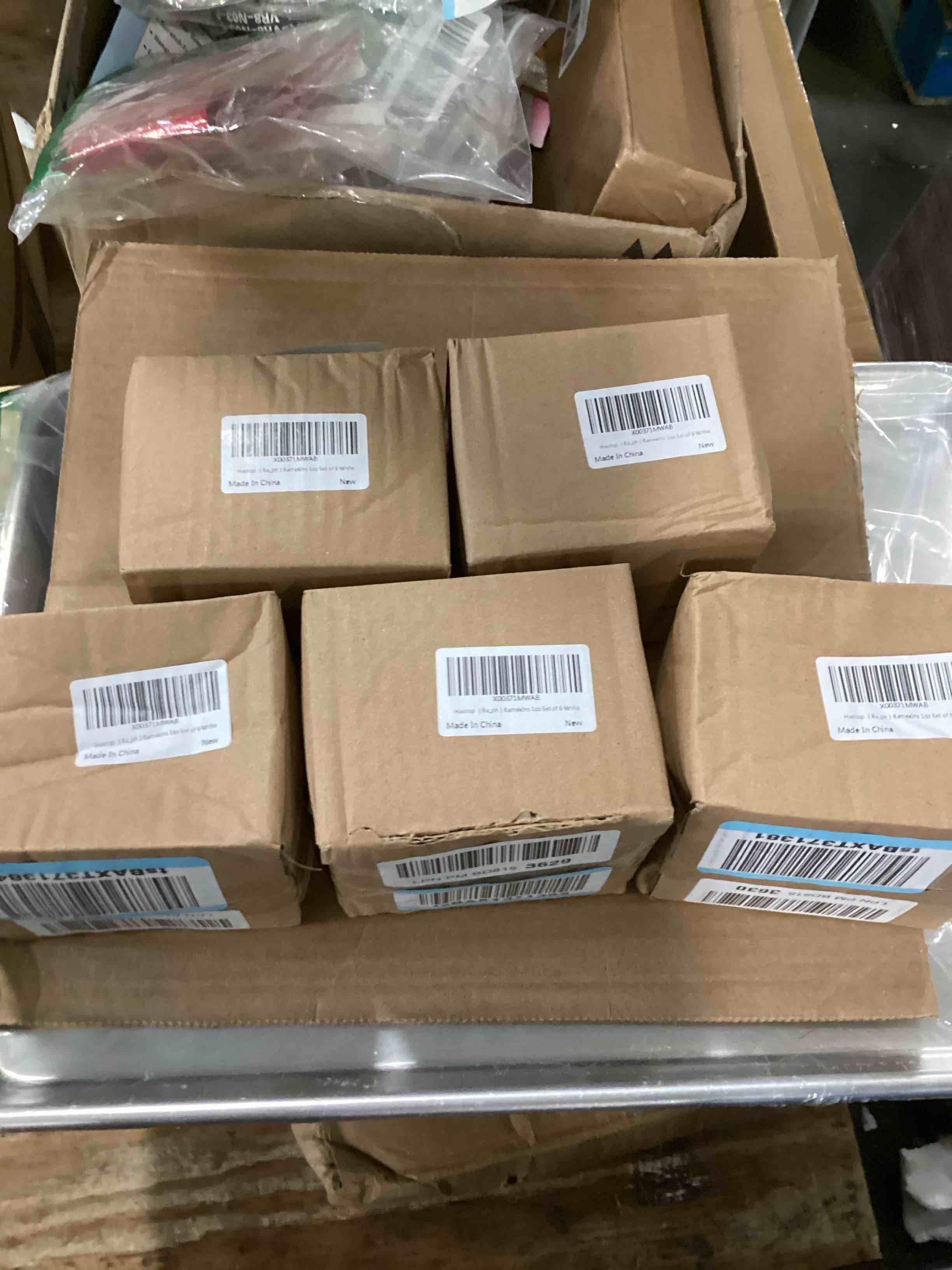 https://s3.amazonaws.com/lotting-images-prod/bidfta/TEA0216986_1727805064970.jpeg