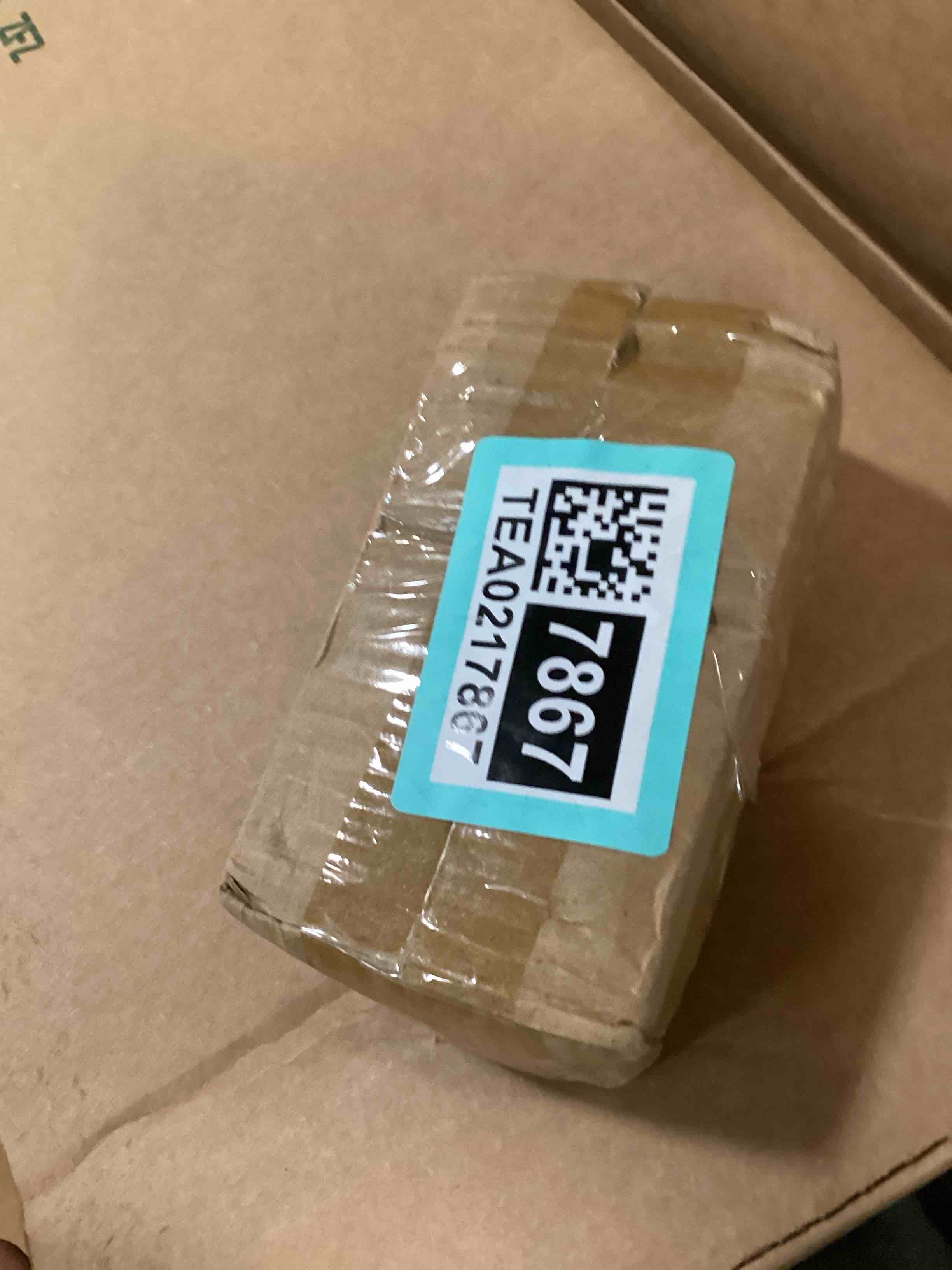 https://s3.amazonaws.com/lotting-images-prod/bidfta/TEA0217867_1727362010758.jpeg