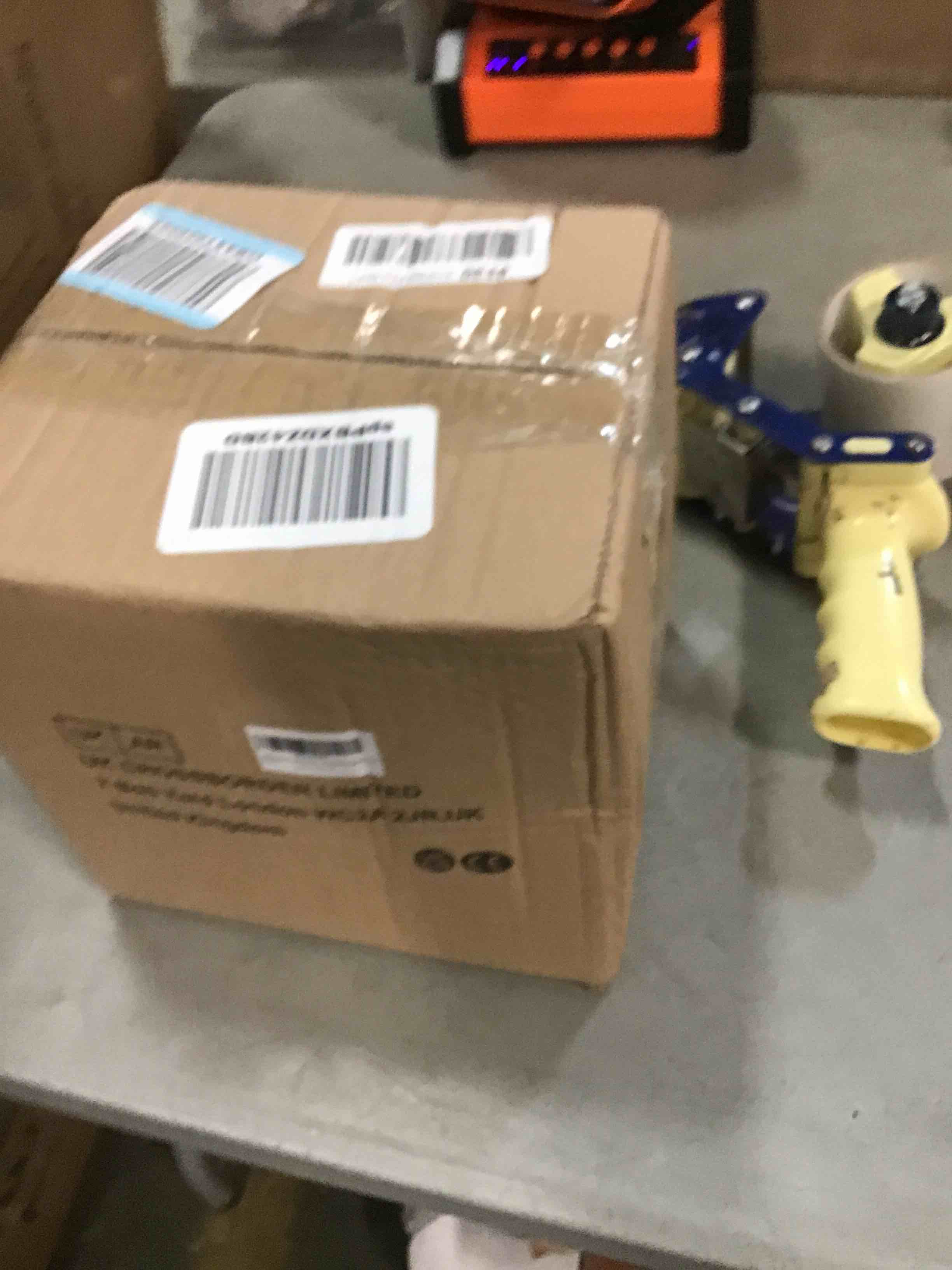 https://s3.amazonaws.com/lotting-images-prod/bidfta/TEA0218774_1727450776428.jpeg