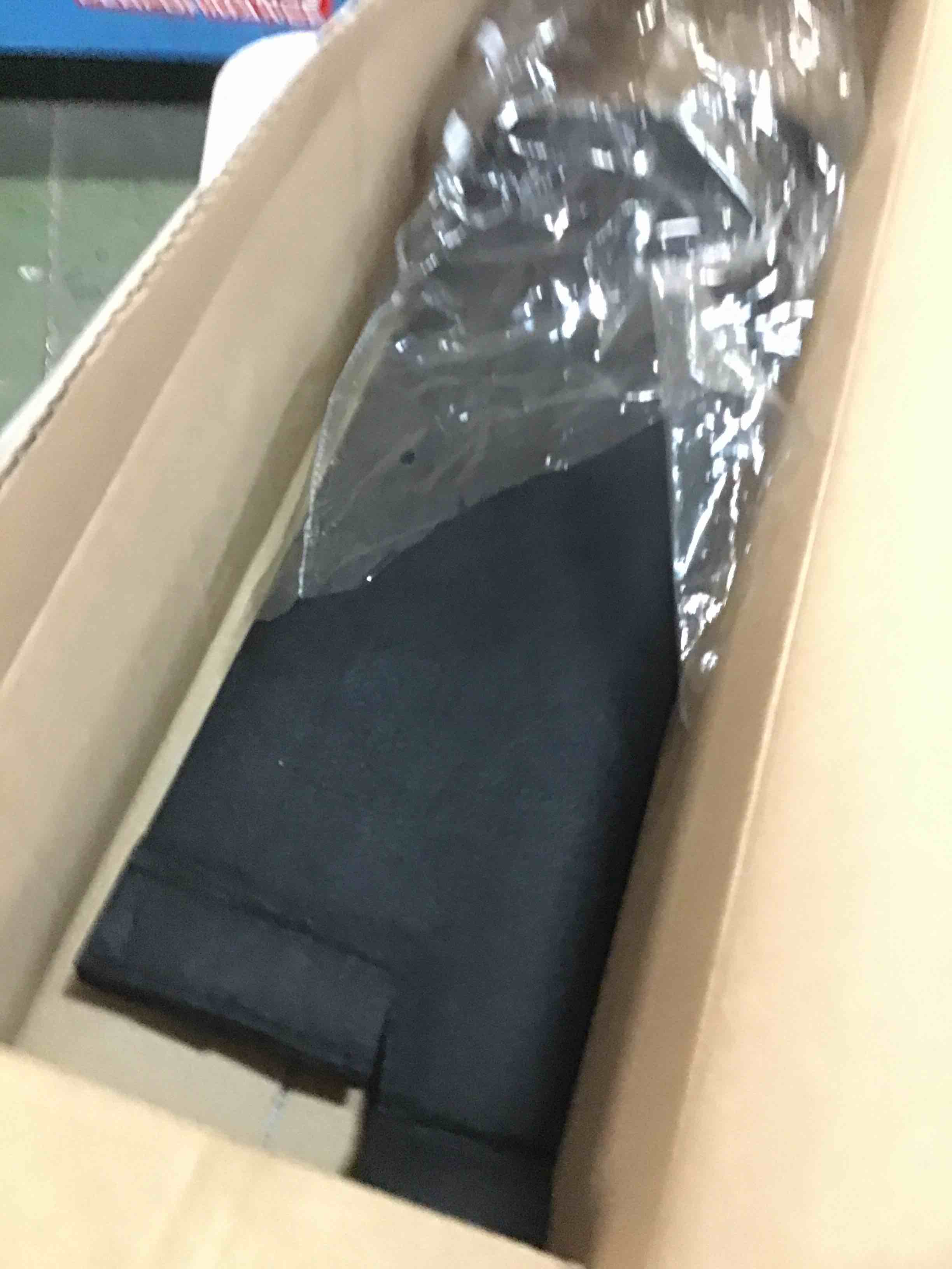 https://s3.amazonaws.com/lotting-images-prod/bidfta/TEA0218843_1727447078254.jpeg