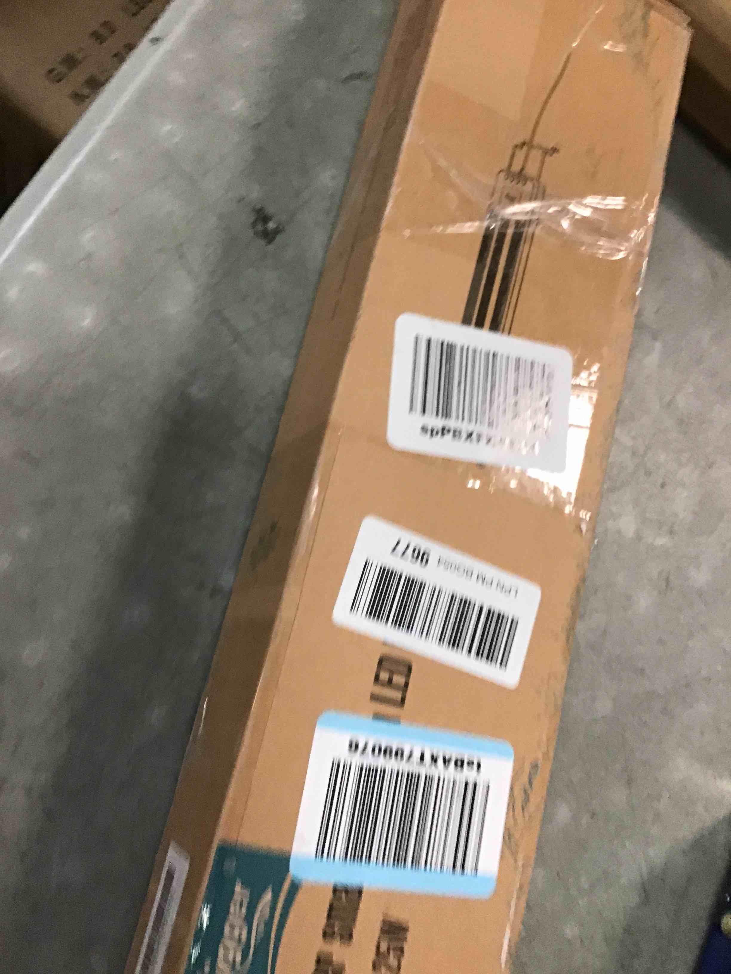 https://s3.amazonaws.com/lotting-images-prod/bidfta/TEA0219278_1727364439471.jpeg