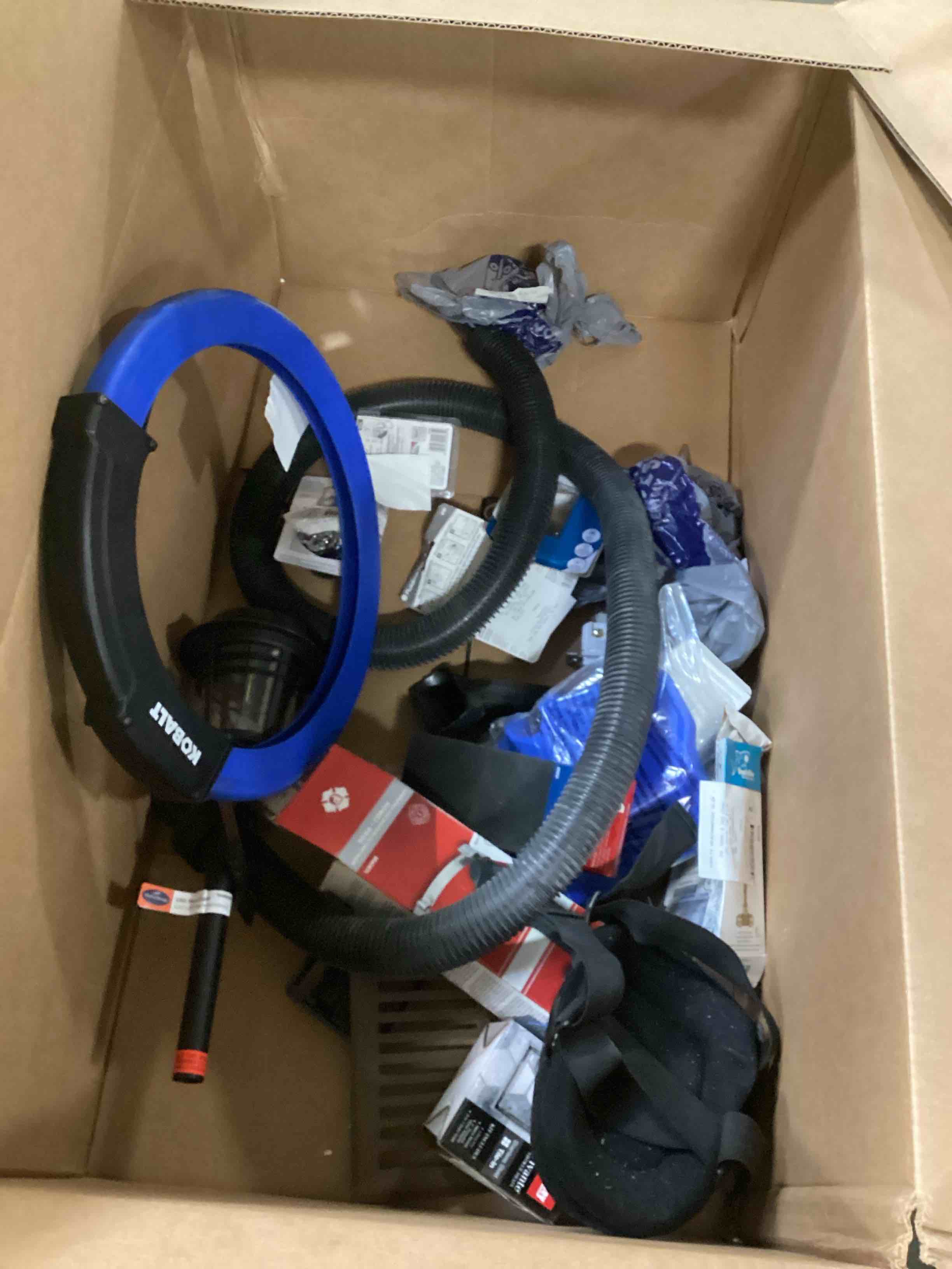 https://s3.amazonaws.com/lotting-images-prod/bidfta/TEA0220794_1728934466603.jpeg