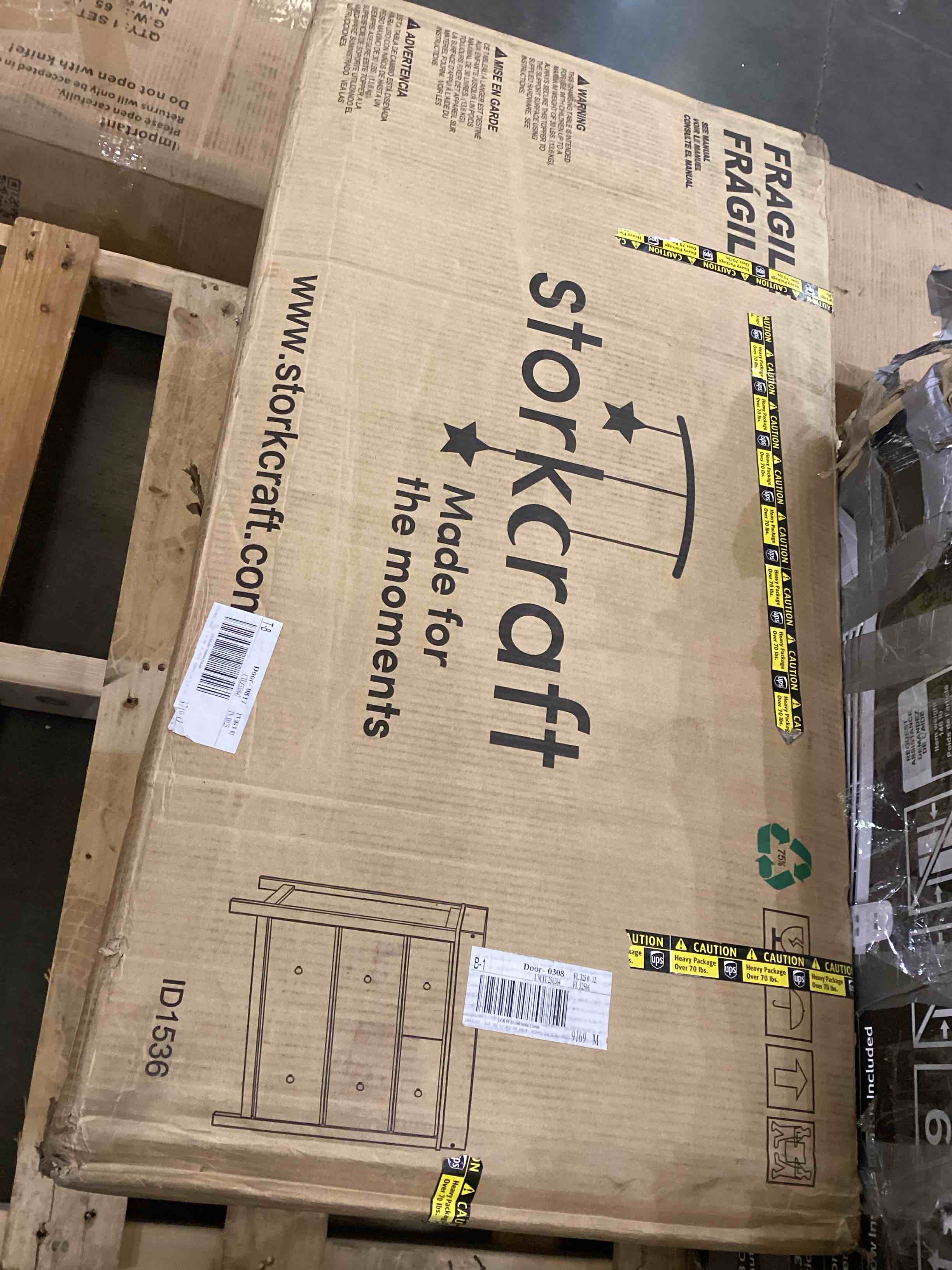 https://s3.amazonaws.com/lotting-images-prod/bidfta/TEA0221621_1726752230045.jpeg