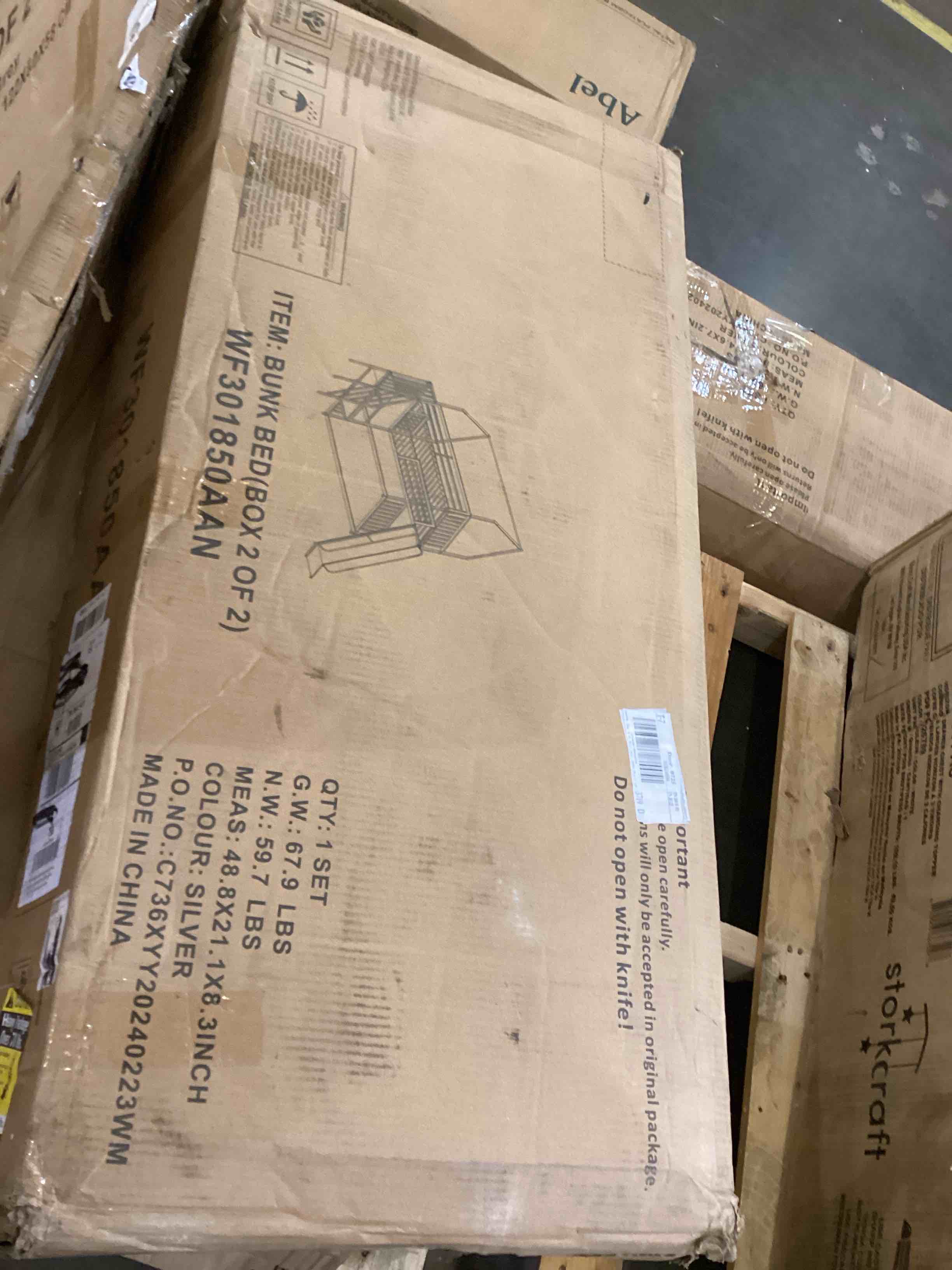 https://s3.amazonaws.com/lotting-images-prod/bidfta/TEA0221624_1726752389162.jpeg