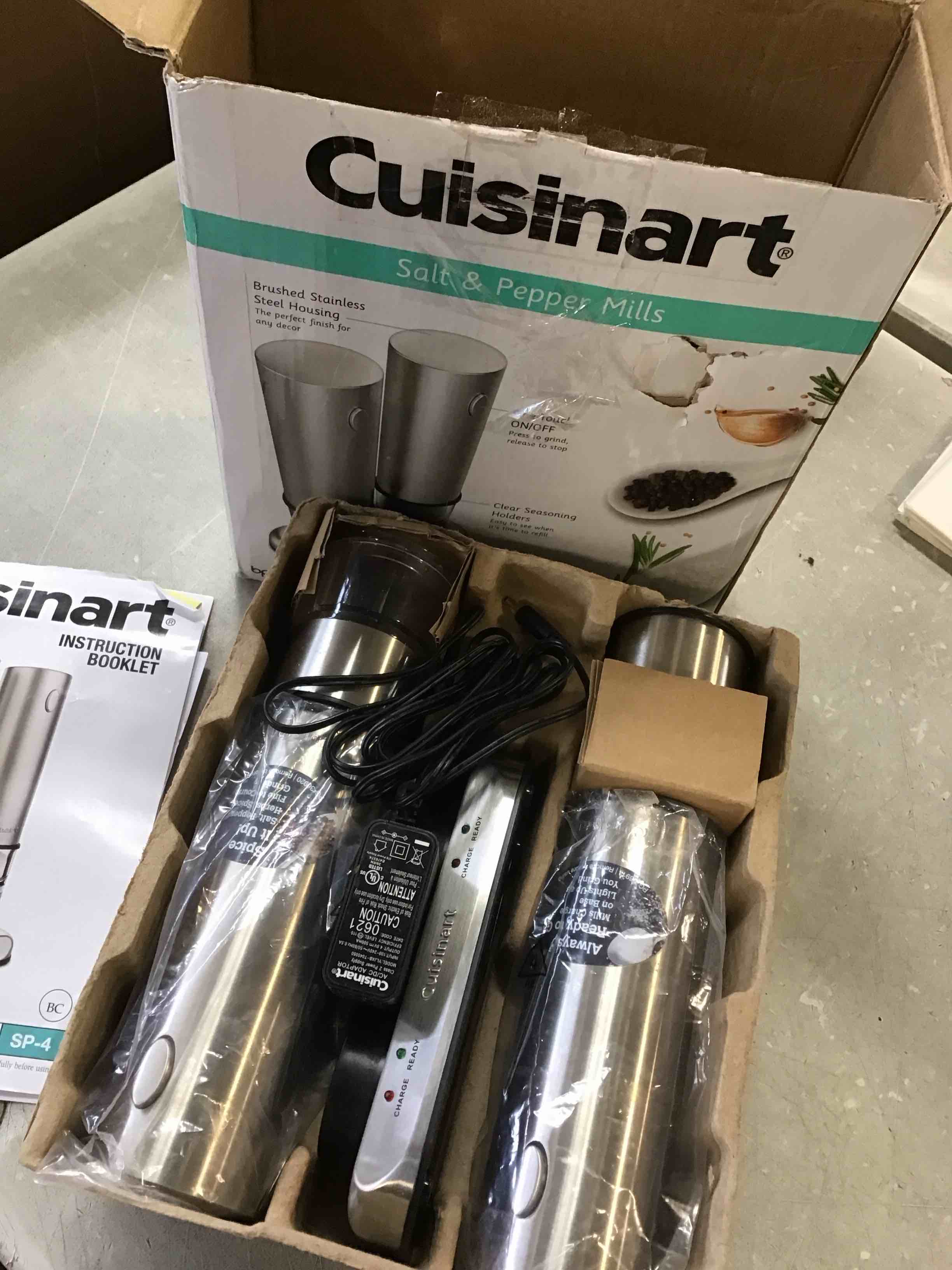 https://s3.amazonaws.com/lotting-images-prod/bidfta/TEA0222685_1726846917110.jpeg