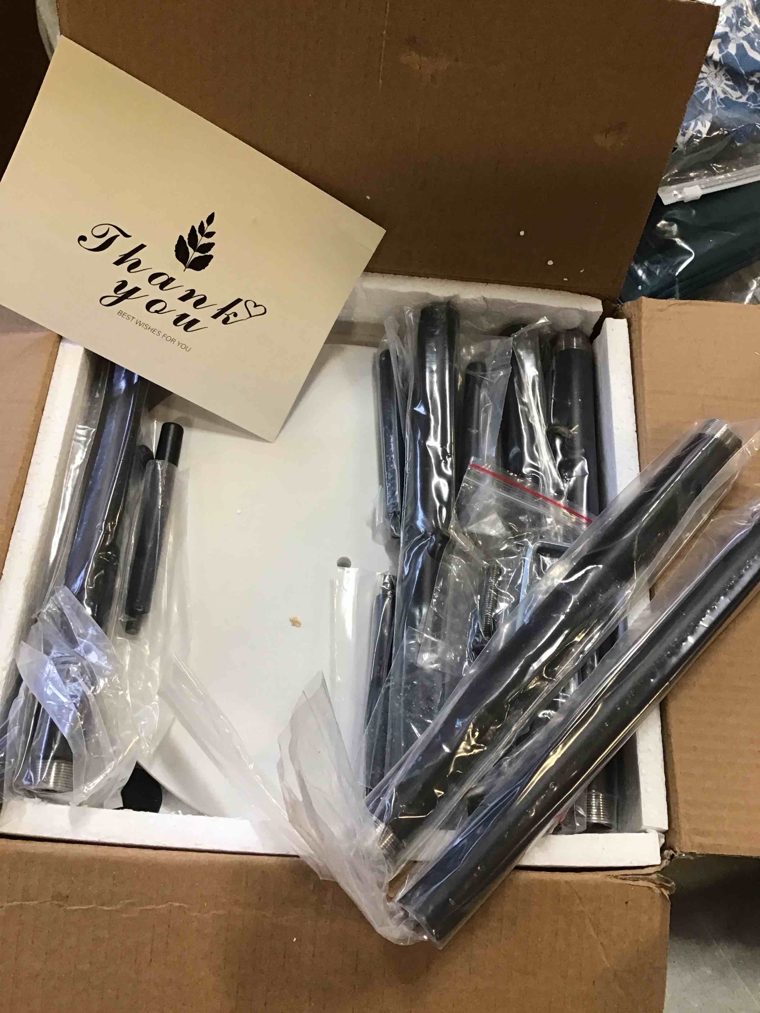 https://s3.amazonaws.com/lotting-images-prod/bidfta/TEA0222720_1726853791682.jpeg