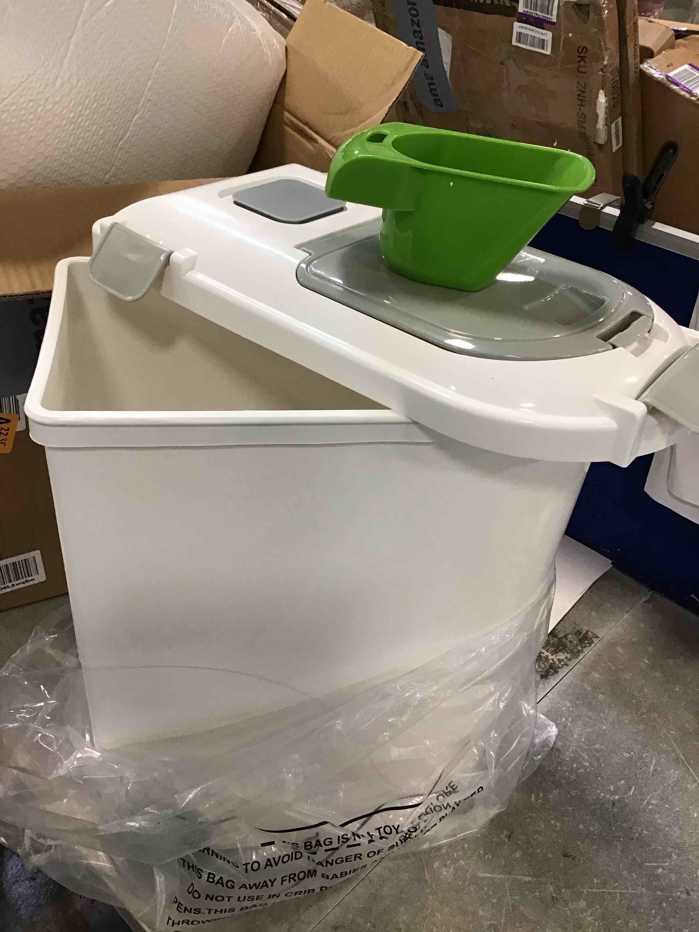 https://s3.amazonaws.com/lotting-images-prod/bidfta/TEA0223511_1727277011011.jpeg