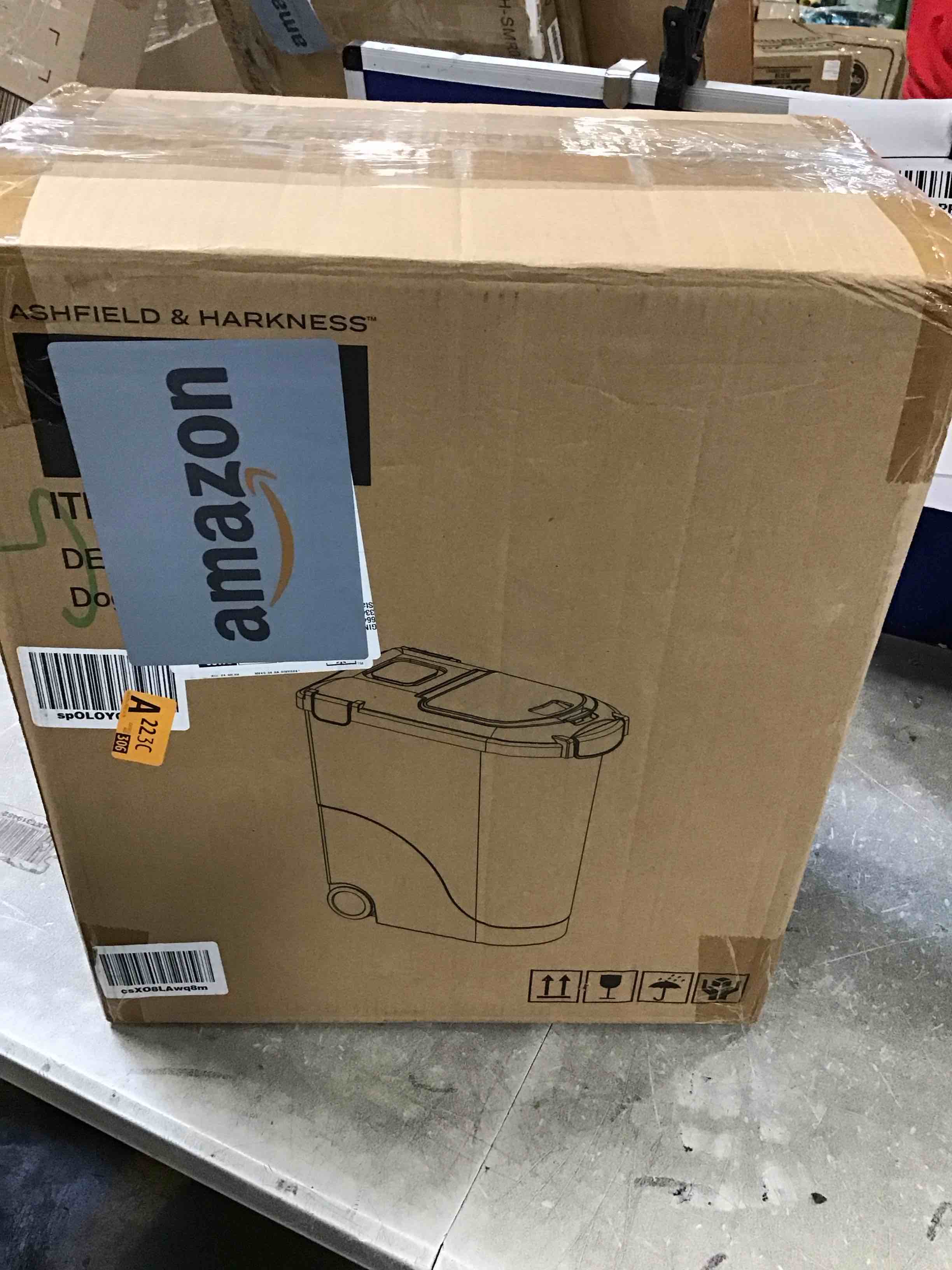 https://s3.amazonaws.com/lotting-images-prod/bidfta/TEA0223511_1727277066995.jpeg
