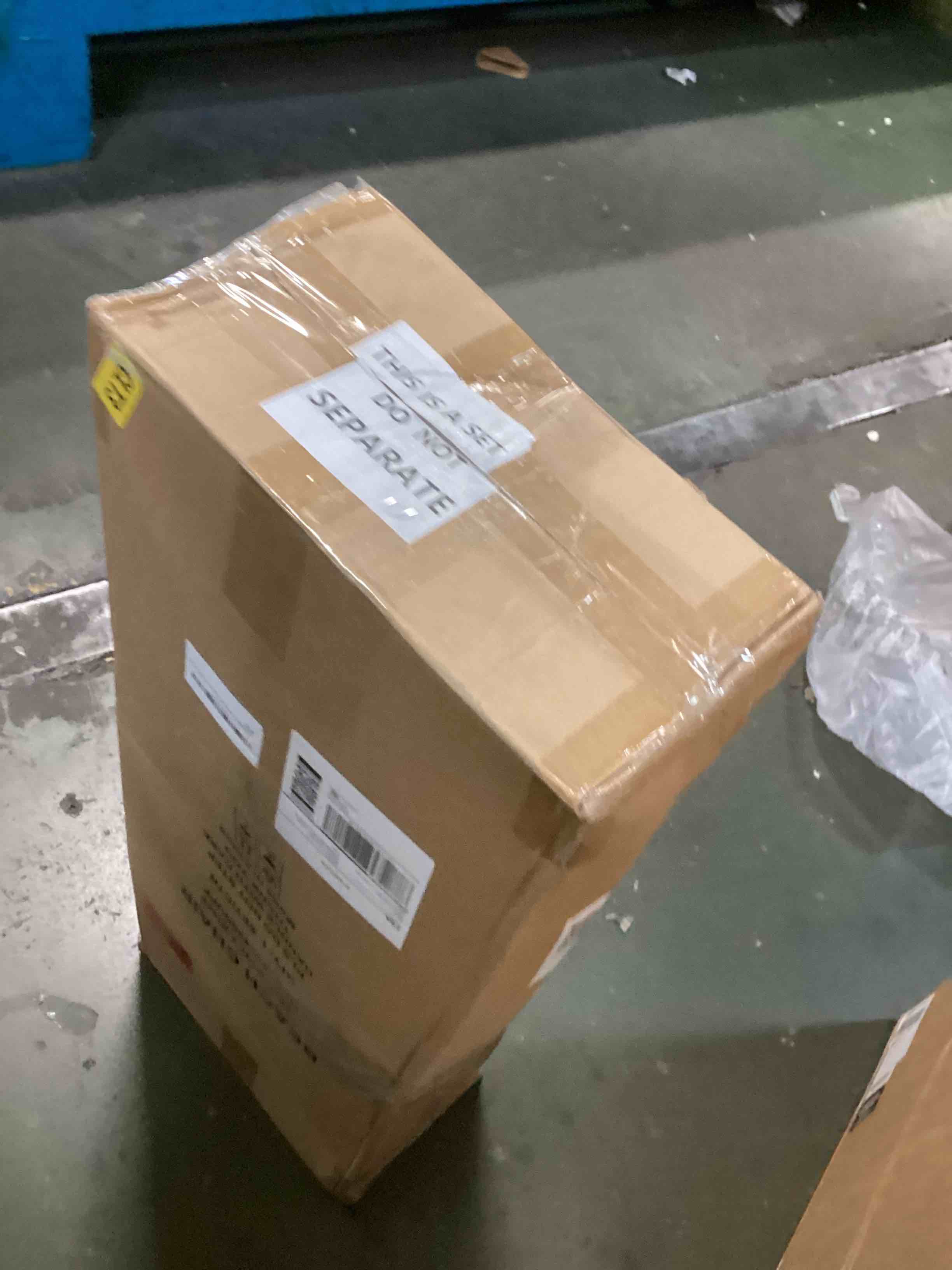 https://s3.amazonaws.com/lotting-images-prod/bidfta/TEA0224555_1727116014773.jpeg
